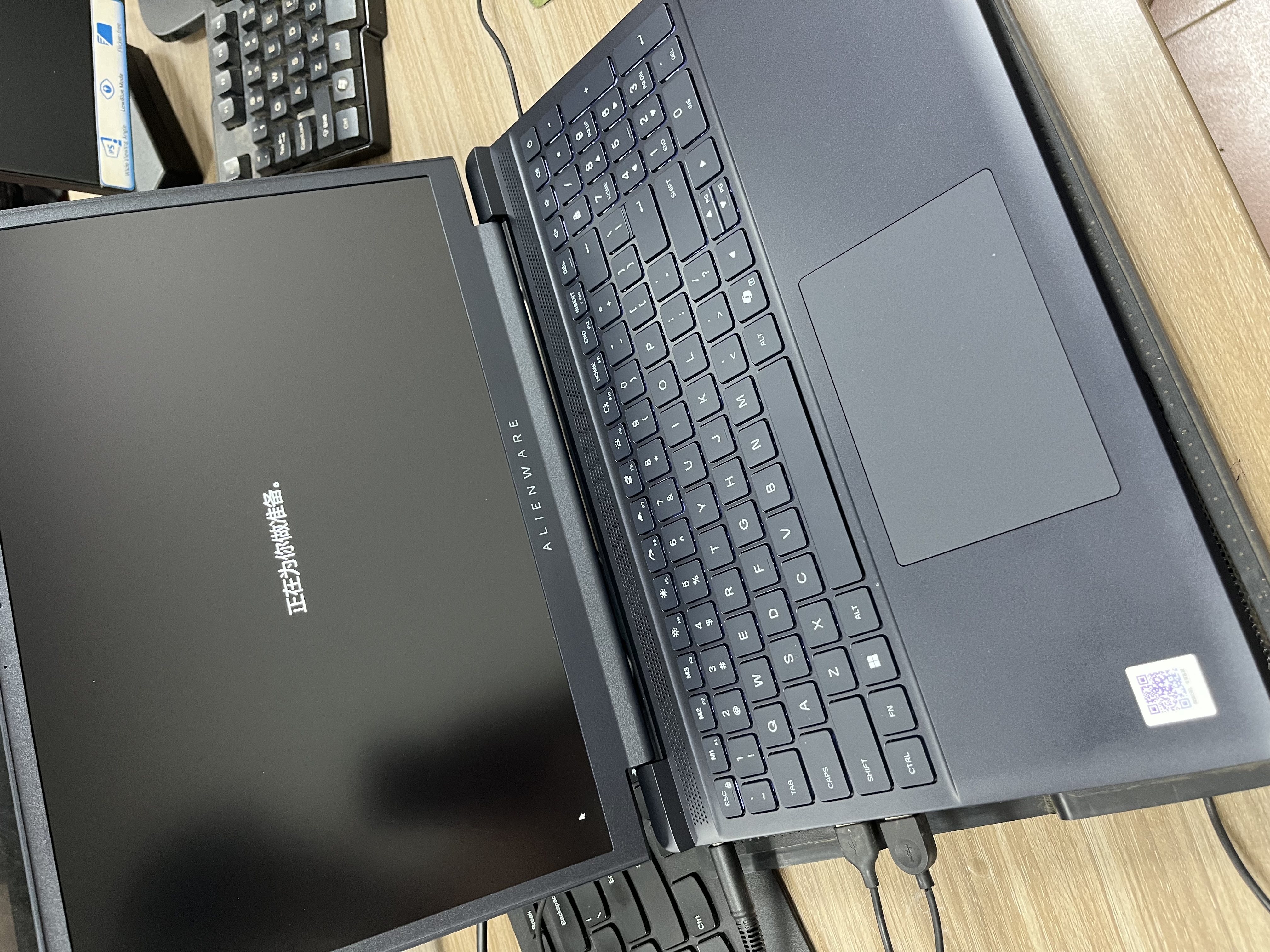 外星人（Alienware）游戏本 国家补贴 星刃 15.3英寸 全新锐龙7 260 高性能笔记本电脑 5060显卡 32G 1T 165Hz R1763B 实拍图