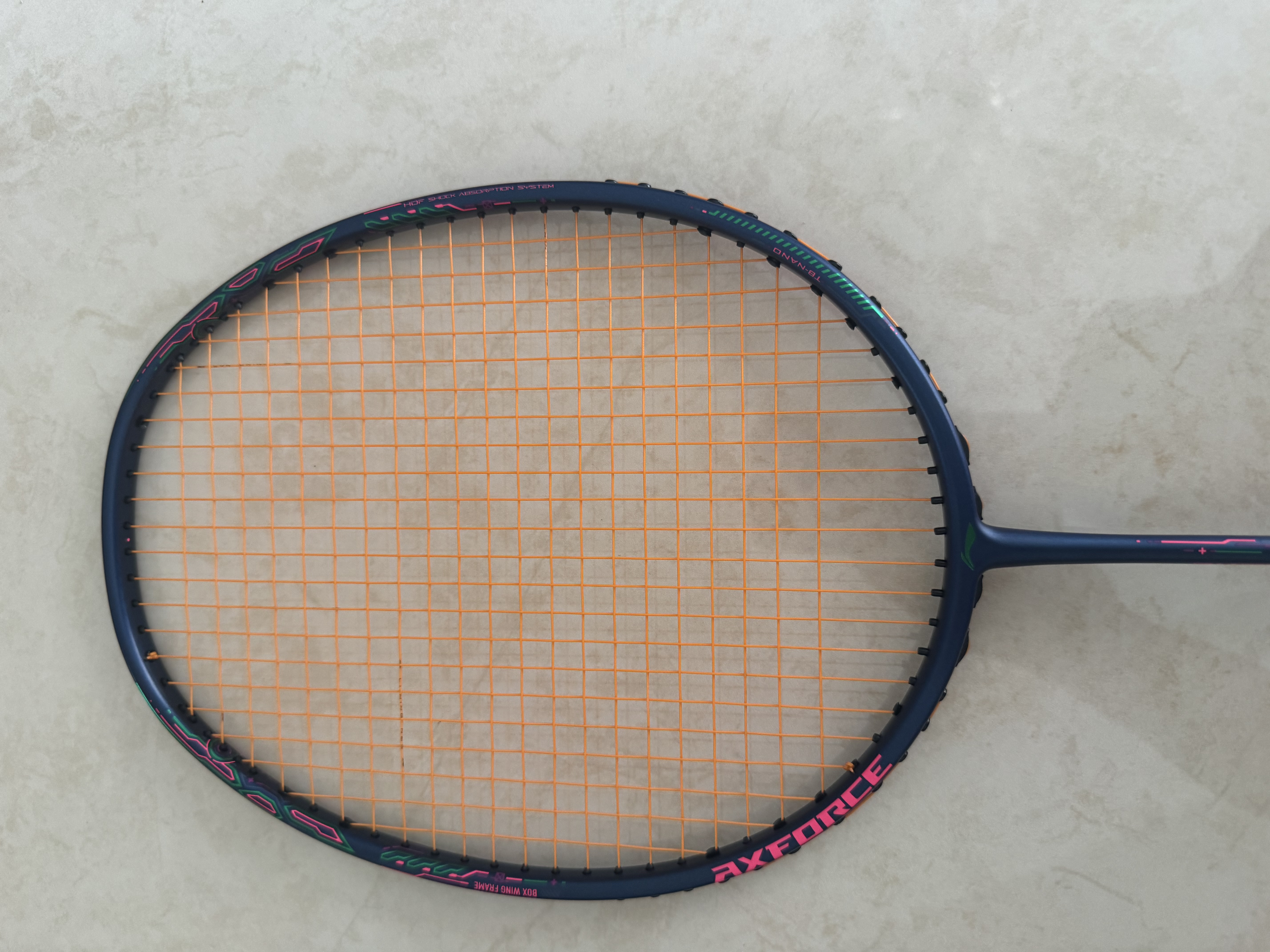 李宁（LI-NING） 雷霆100战戟8000全碳素进攻型羽毛球拍雷霆80【球星同款高端拍】 4U-雷霆50【主流选择】 （穿线请备注） 实拍图