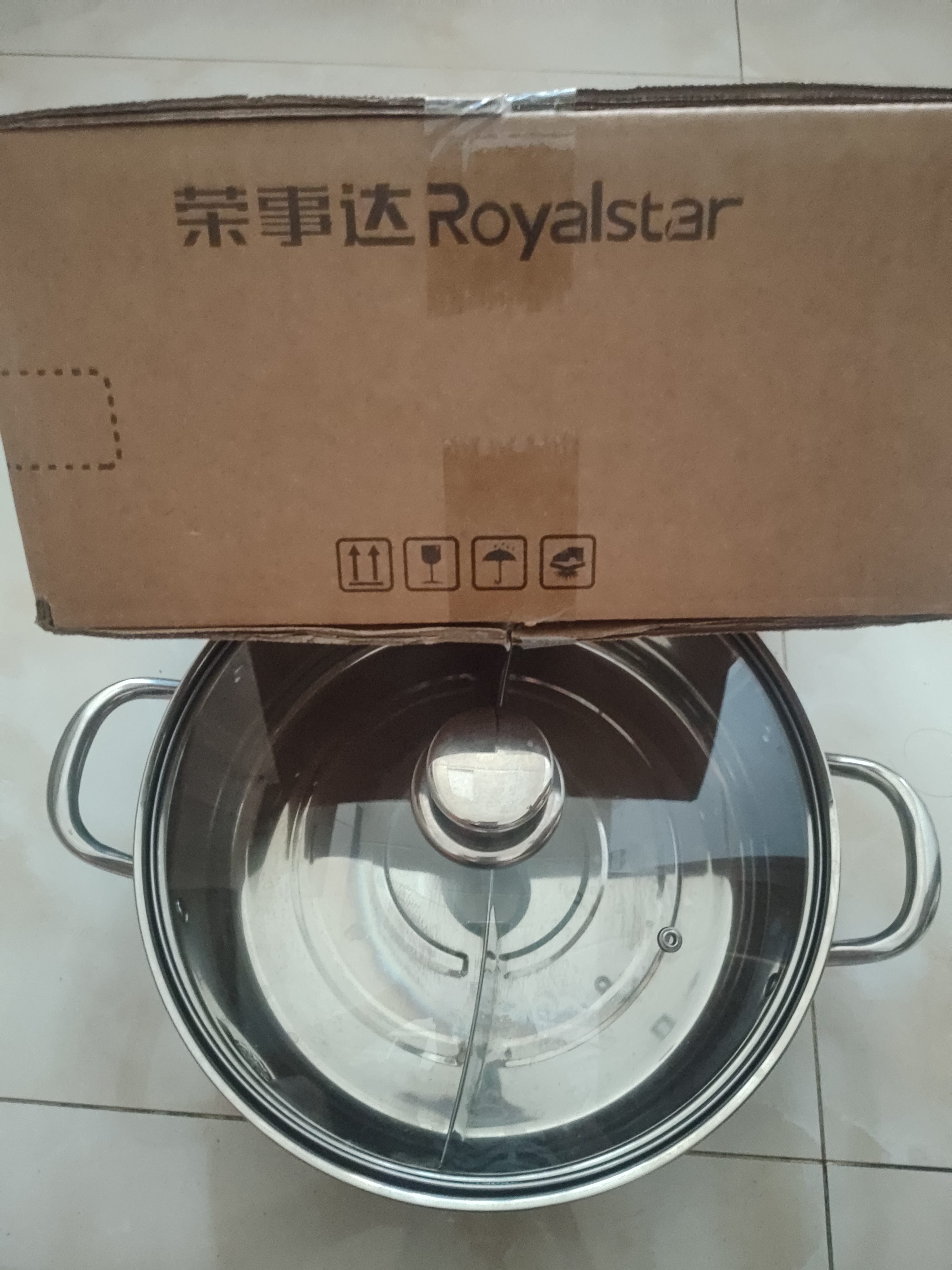 荣事达（Royalstar）鸳鸯锅火锅专用锅304不锈钢锅汤锅燃气灶电磁炉通用32cm 实拍图