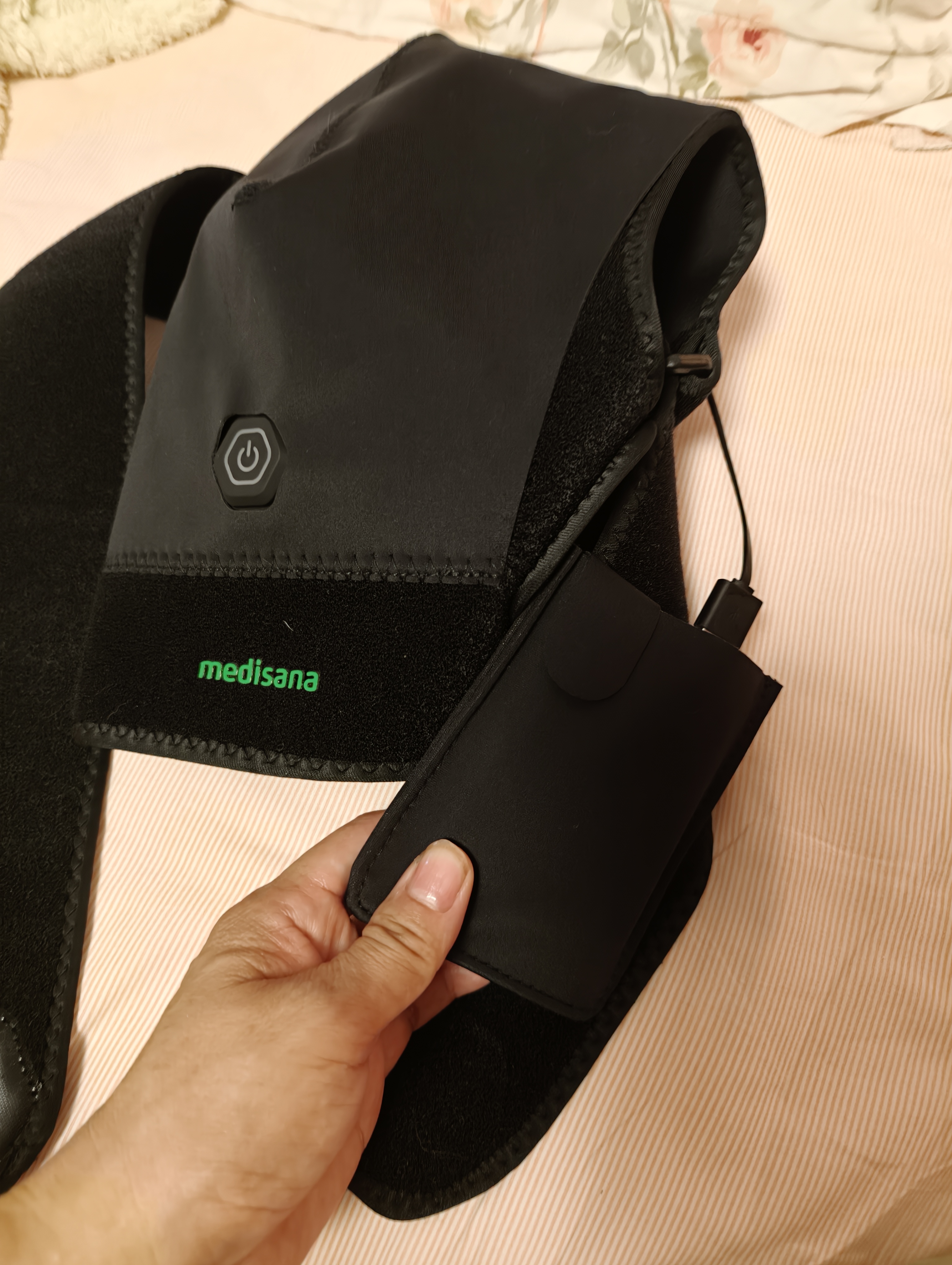 MEDISANA理疗仪肩周炎肩膀理疗热敷医用肩袖保暖护肩神器130B 实拍图
