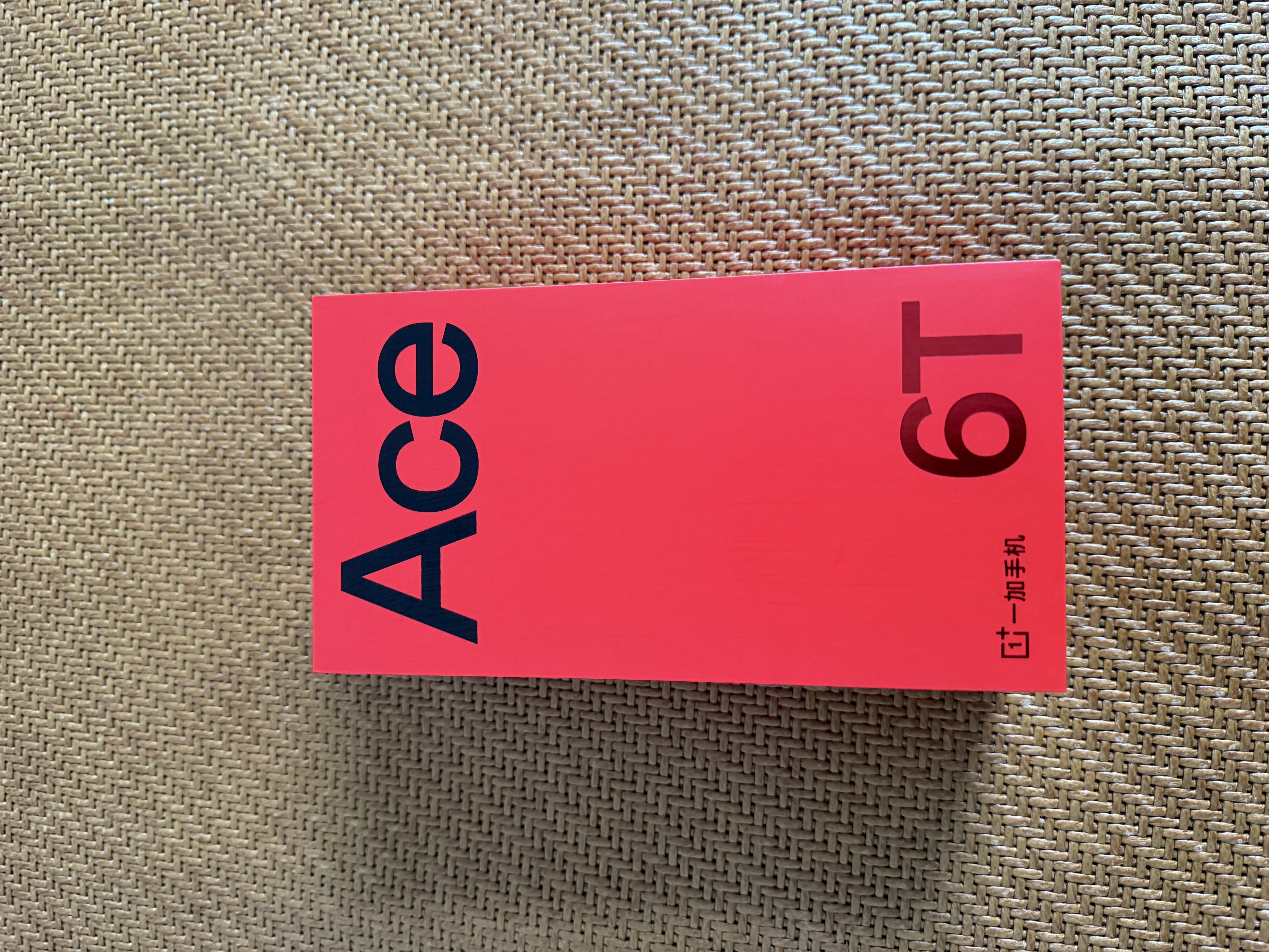 一加 Ace 6T 12GB+256GB 闪速黑 oppo 第五代骁龙 8 芯片 165Hz 超高刷电竞屏 性能旗舰AI智能游戏手机 实拍图