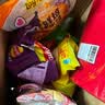 乐事（Lay's）薯片 猫窝礼盒500g 零食大礼包 送礼  零食礼盒 薯片大礼包 实拍图