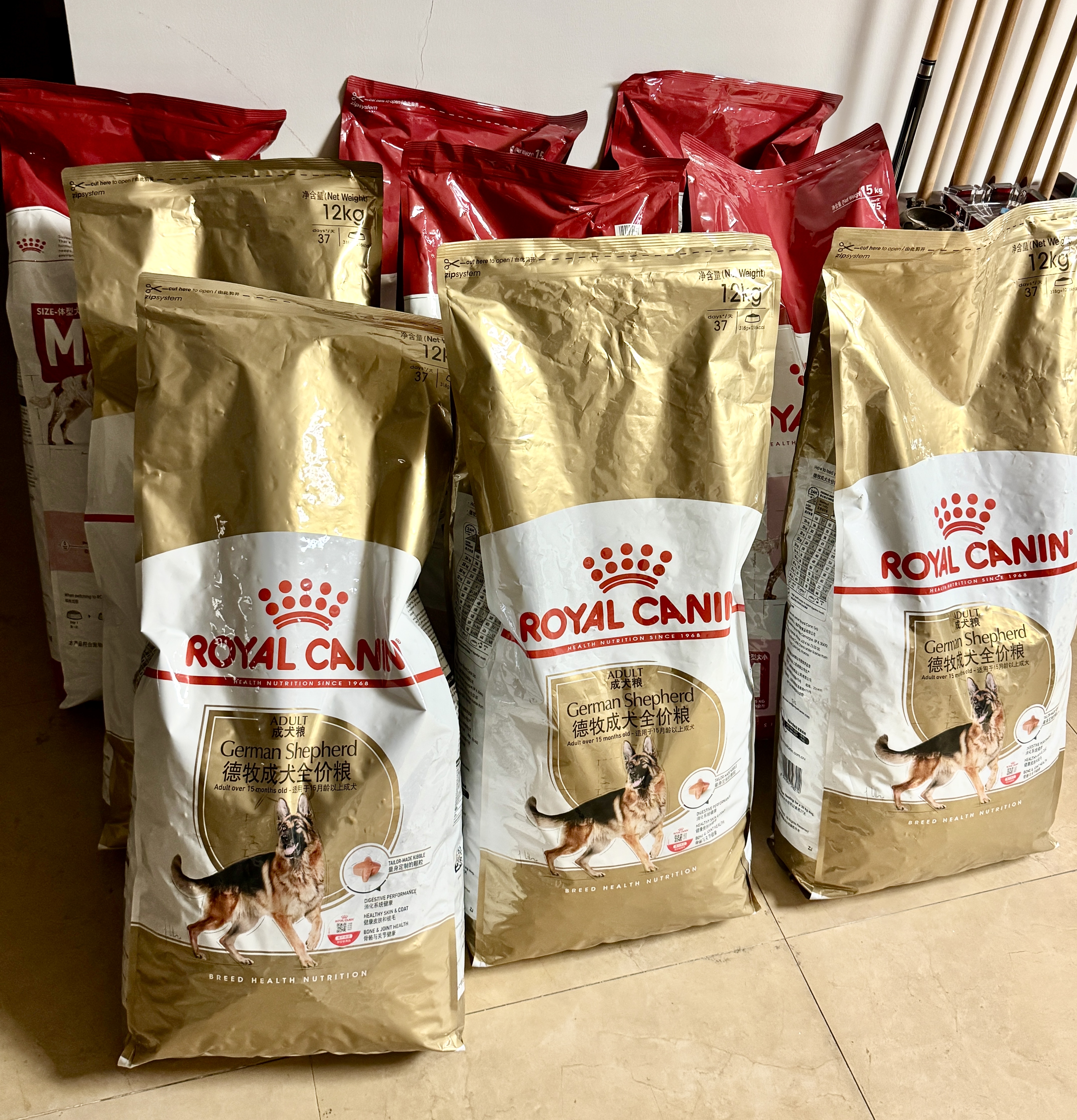 皇家狗粮 德牧成犬狗粮 犬粮 宠物大型犬 GS24 全价犬粮 ≥15月 12KG 实拍图