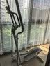 迪卡侬（DECATHLON）家用小型静音健身运动器材智能椭圆机EL100-5323843 实拍图