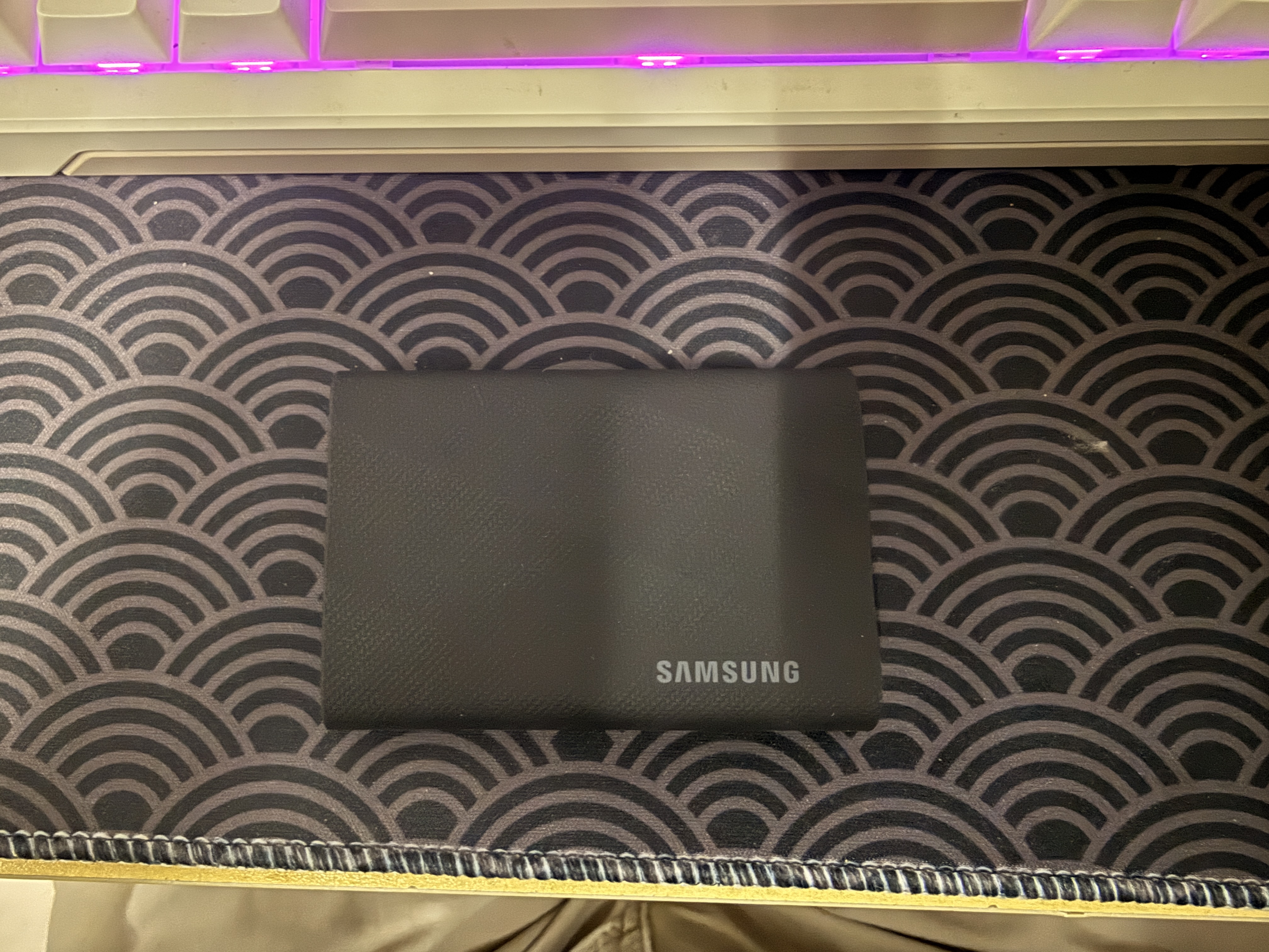 三星（SAMSUNG）1TB Type-c USB 3.2移动固态硬盘（PSSD）T9玄影黑 NVMe读速2000MB/s 手机直连笔记本Mac mini外接 实拍图