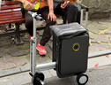爱尔威（Airwheel）电动行李箱可骑行智能拉杆箱可坐可代步20英寸登机箱 豪华版一黑 实拍图