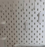 宜家（IKEA）SKADIS斯考迪斯洞洞板墙壁厨房置物架搁板壁挂挂钩架家用学生宿舍 钉板白色56x56cm 实拍图