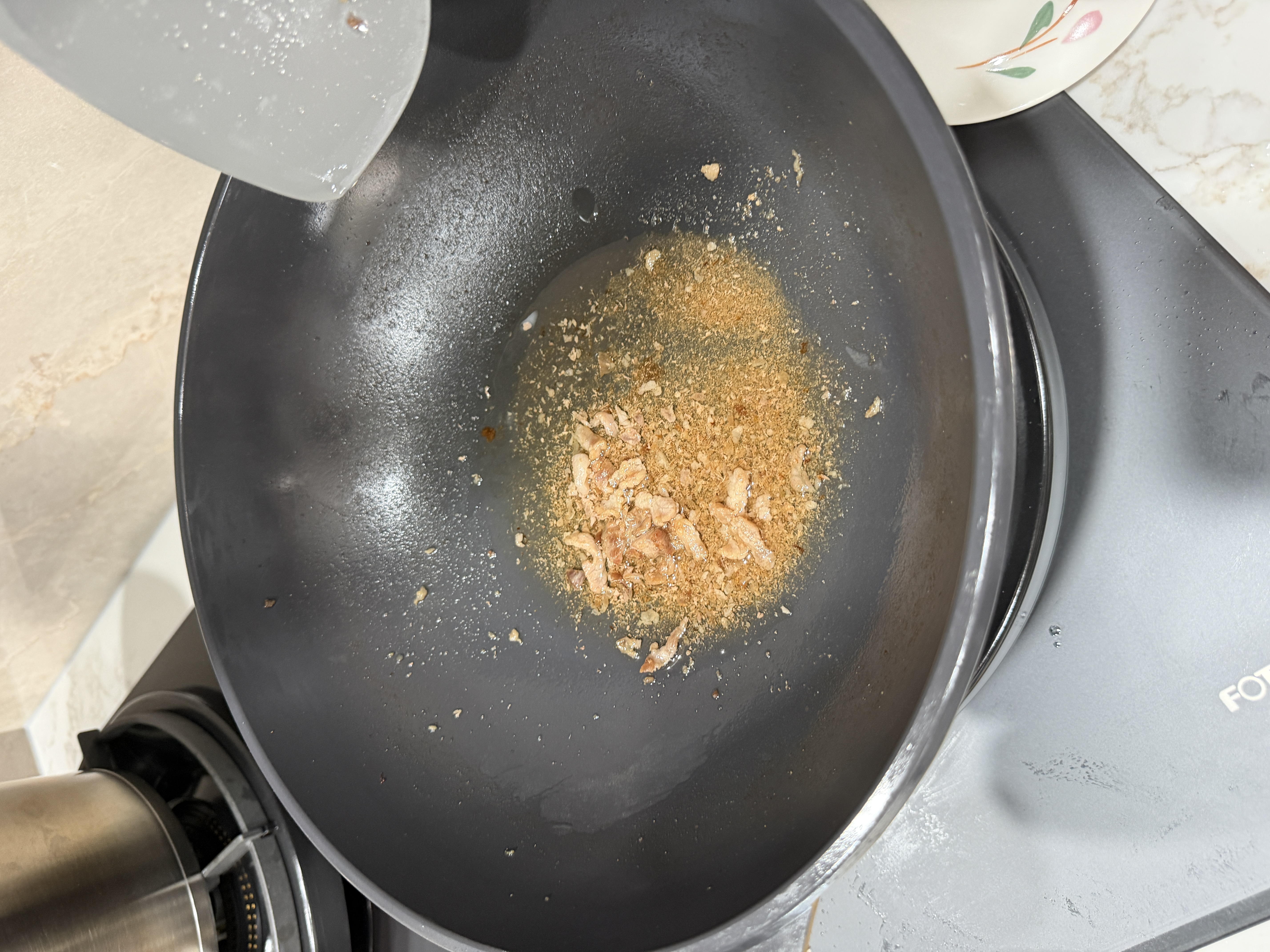 欧美达 欧美达铸造锅铸造炒锅 家用少烟无涂层物理不粘锅炒菜锅燃气适用 OC7830-B 30cm 30cm 实拍图