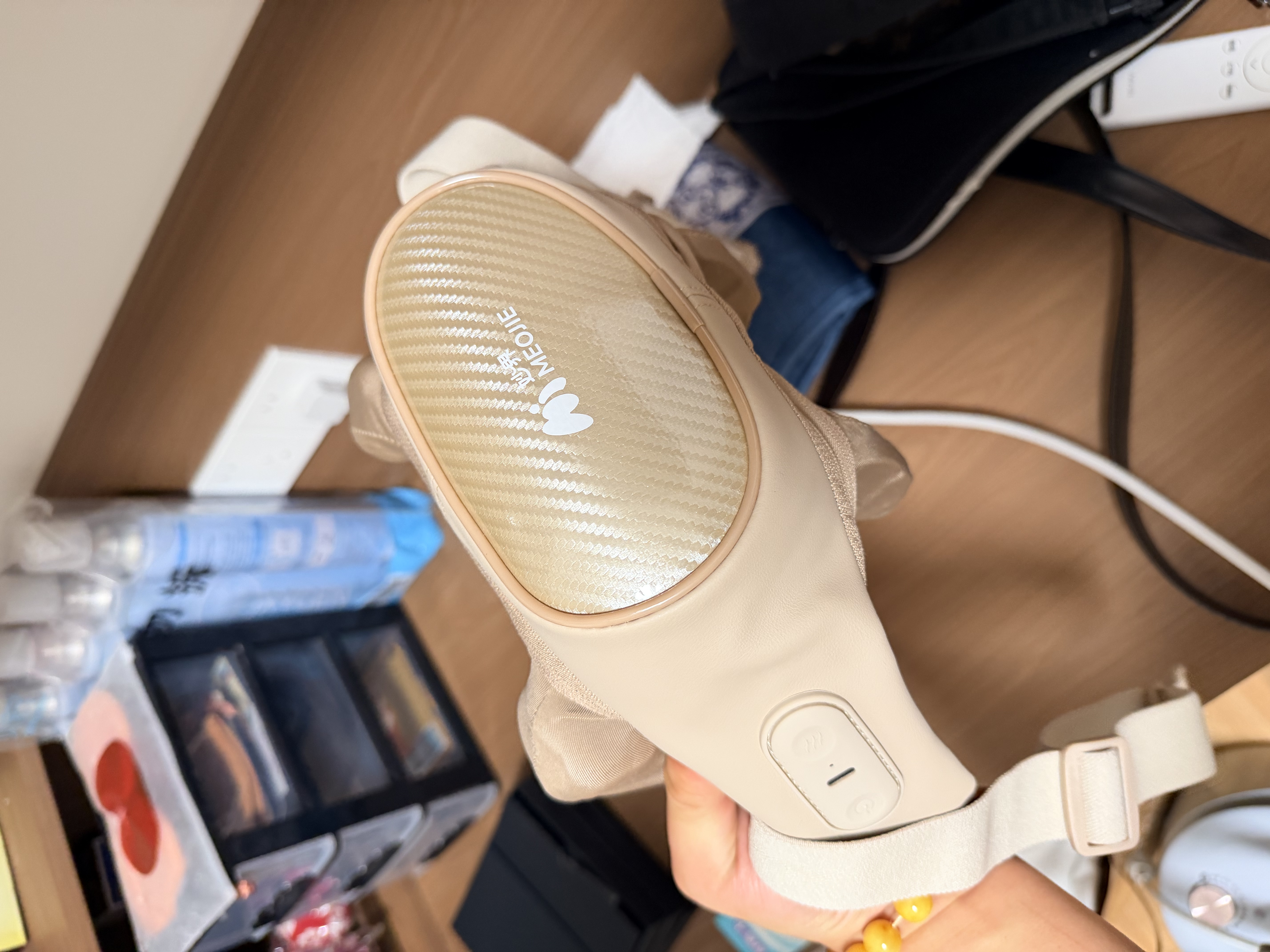 妙界R3至尊版颈椎按摩器肩颈按摩仪按摩披肩热敷颈部斜方肌腰背腿部按摩实用送父母生日礼物男女 金 实拍图