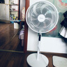 美的（Midea）【飓风节能】七叶柔风立式电风扇/家用轻音落地扇/台式小型风扇/大风力遥控定时摇头风扇 SAH35BSJ 实拍图