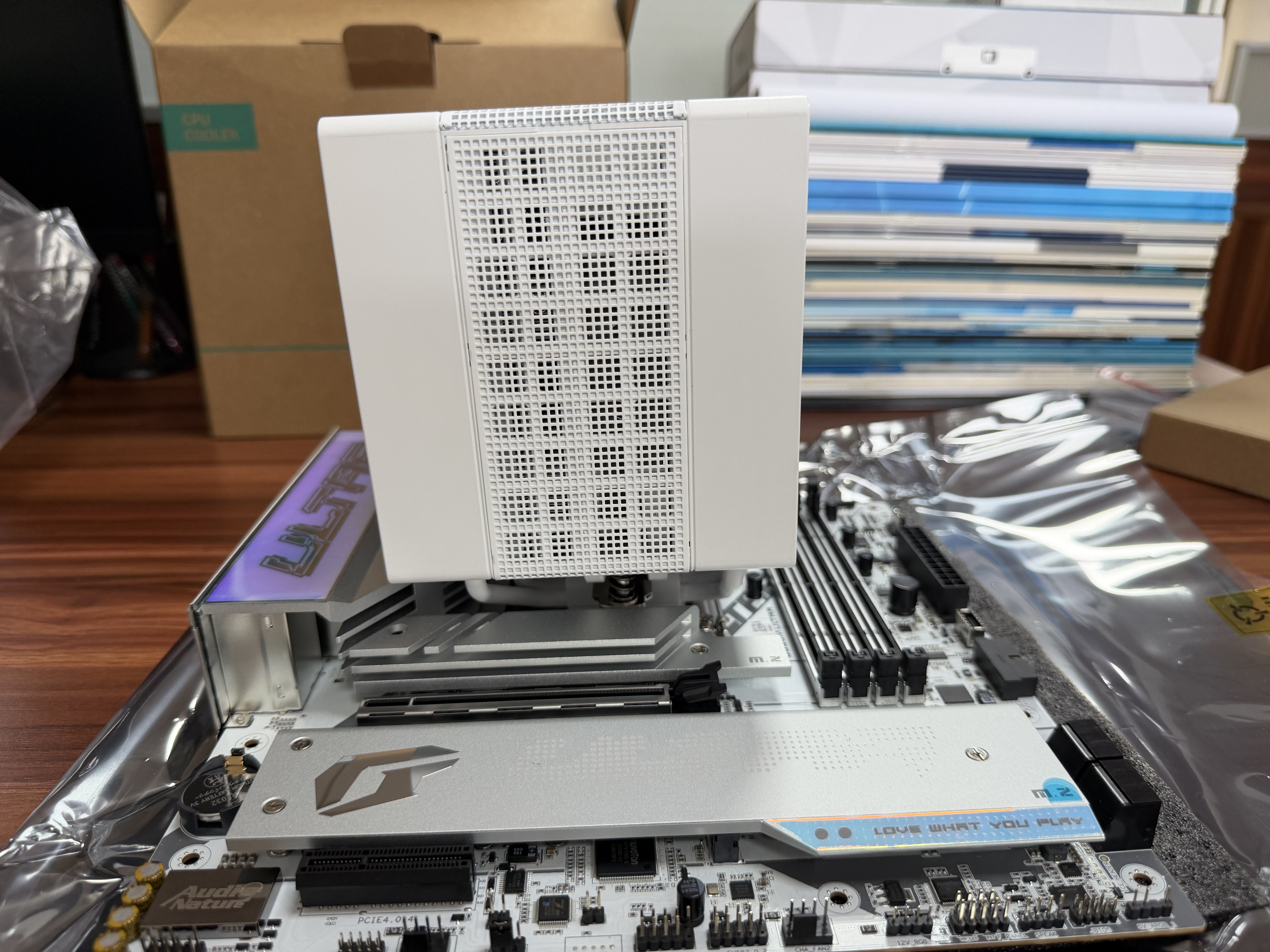 九州风神（DEEPCOOL）阿萨辛4S白CPU风冷散热器（7热管/双模式散热/不挡内存/快拆风扇/磁吸顶盖/附螺丝刀硅脂） 实拍图