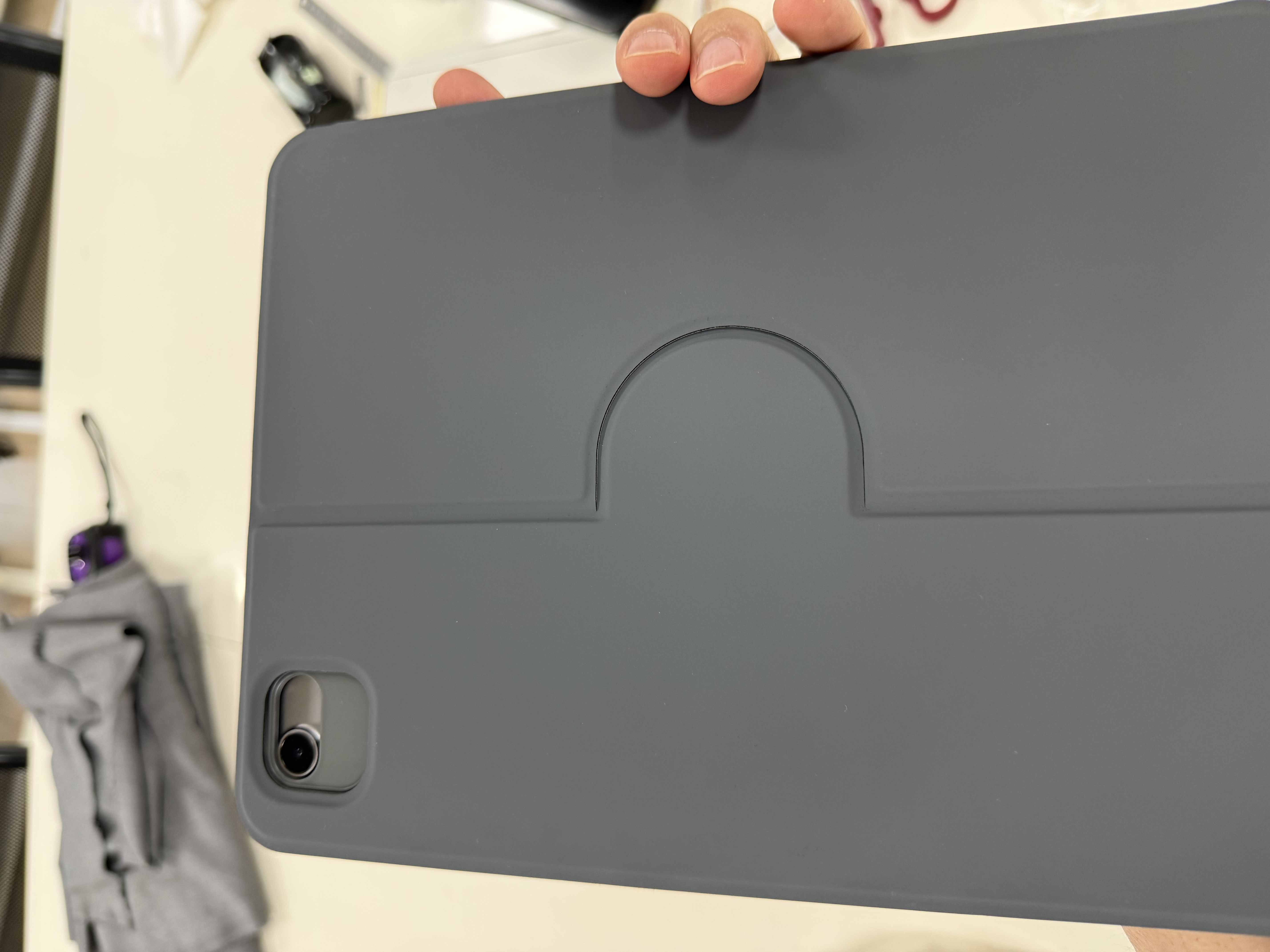 图拉斯【全新升级丨销额第一】 适用2026iPadAir8/7/6第11代Pro/5/4保护套24/25苹果平板壳超薄磁吸笔槽 【高端深空灰】一壳多用丨自带笔槽 11英寸 【26款Air8/7/6/5 实拍图