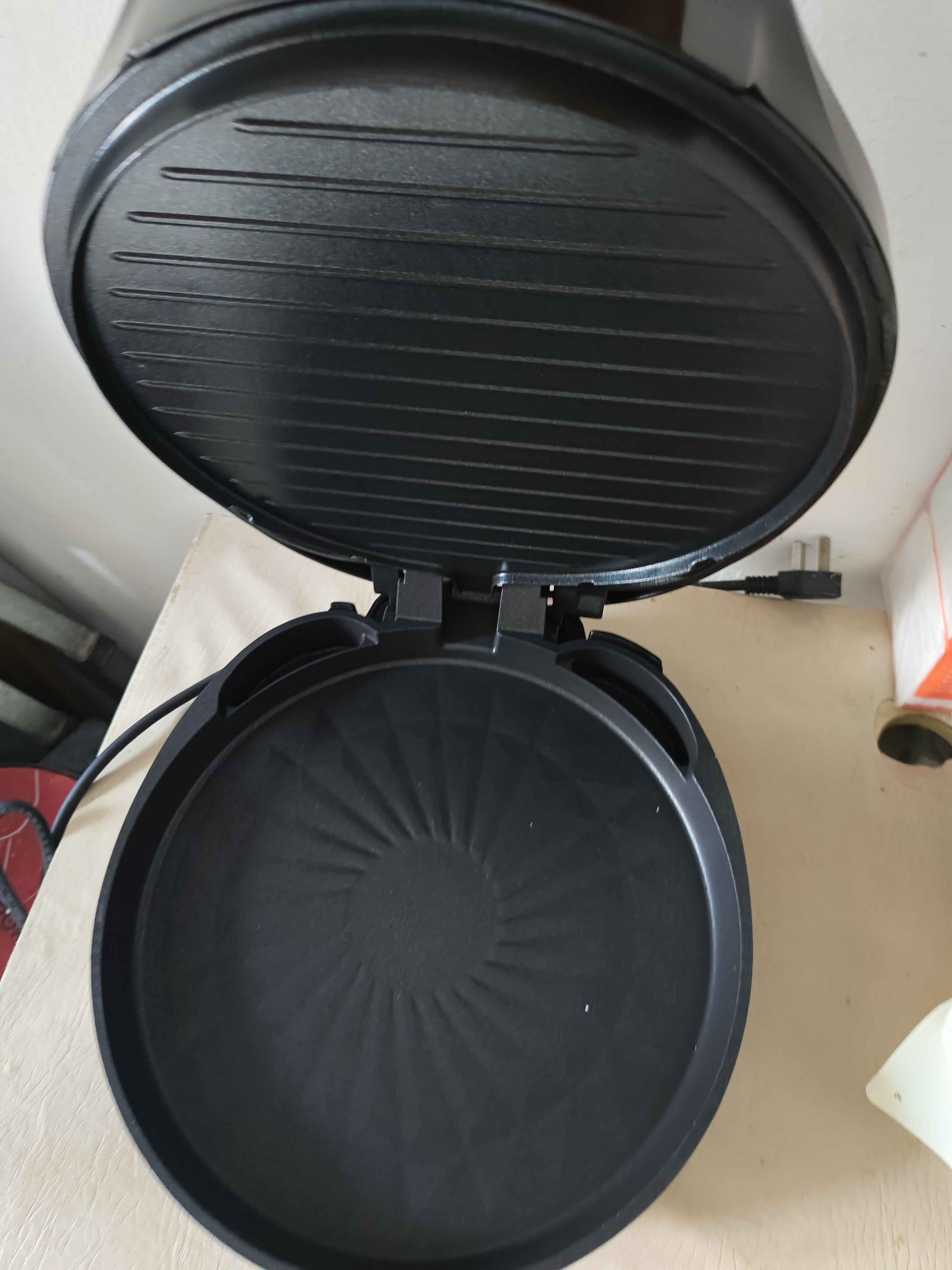 美的（Midea）电饼铛家用煎烤机烙饼锅三明治早餐机蒸汽煎烤盘 大火力烤肉薄饼机双面加热加深电饼档 JKC3051 实拍图