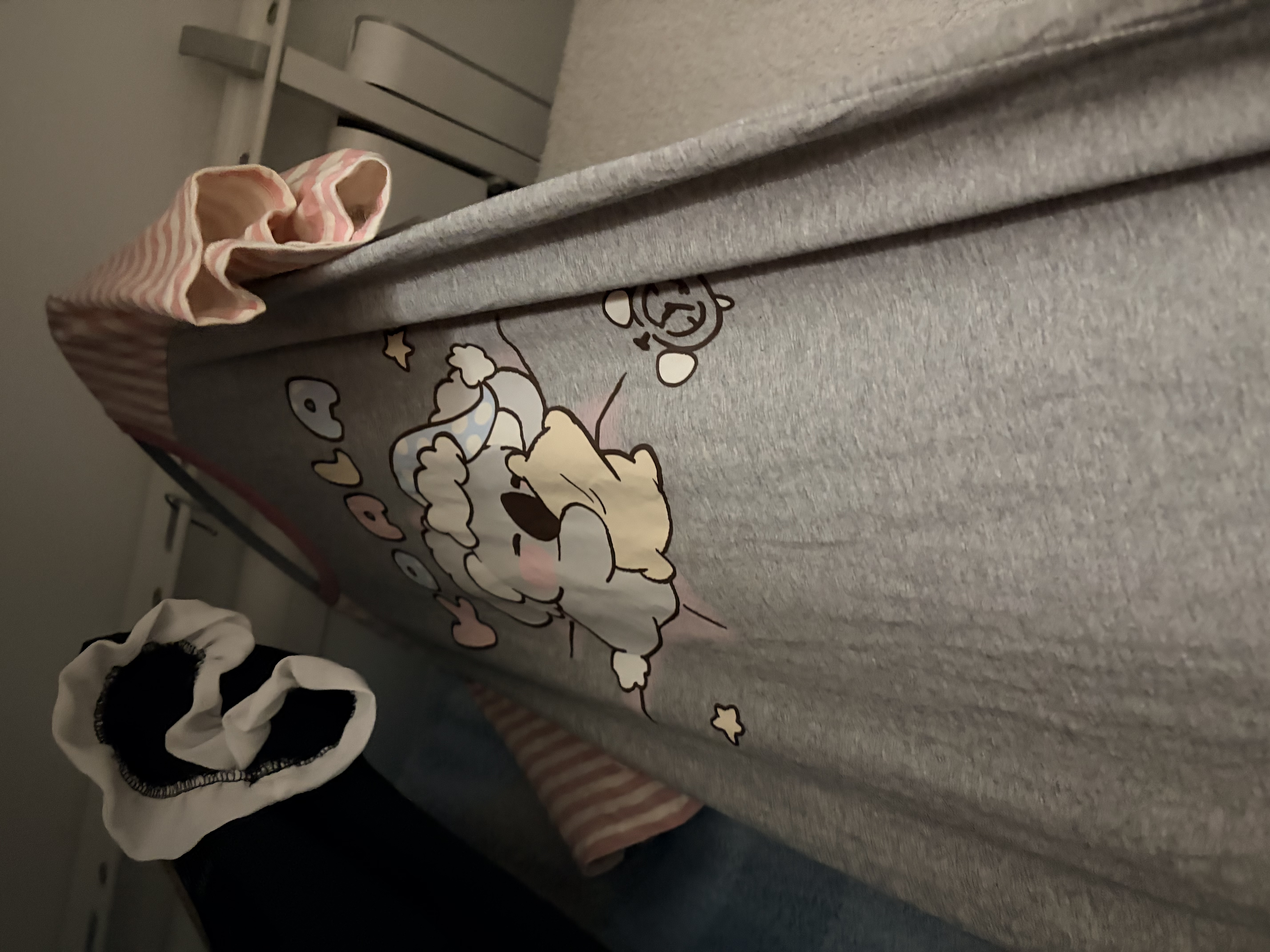 果壳（Gukoo）睡衣女夏季原创卡通可爱条纹插肩袖纯棉宽松女家居服睡裙B 中麻灰小考拉睡裙 L 实拍图