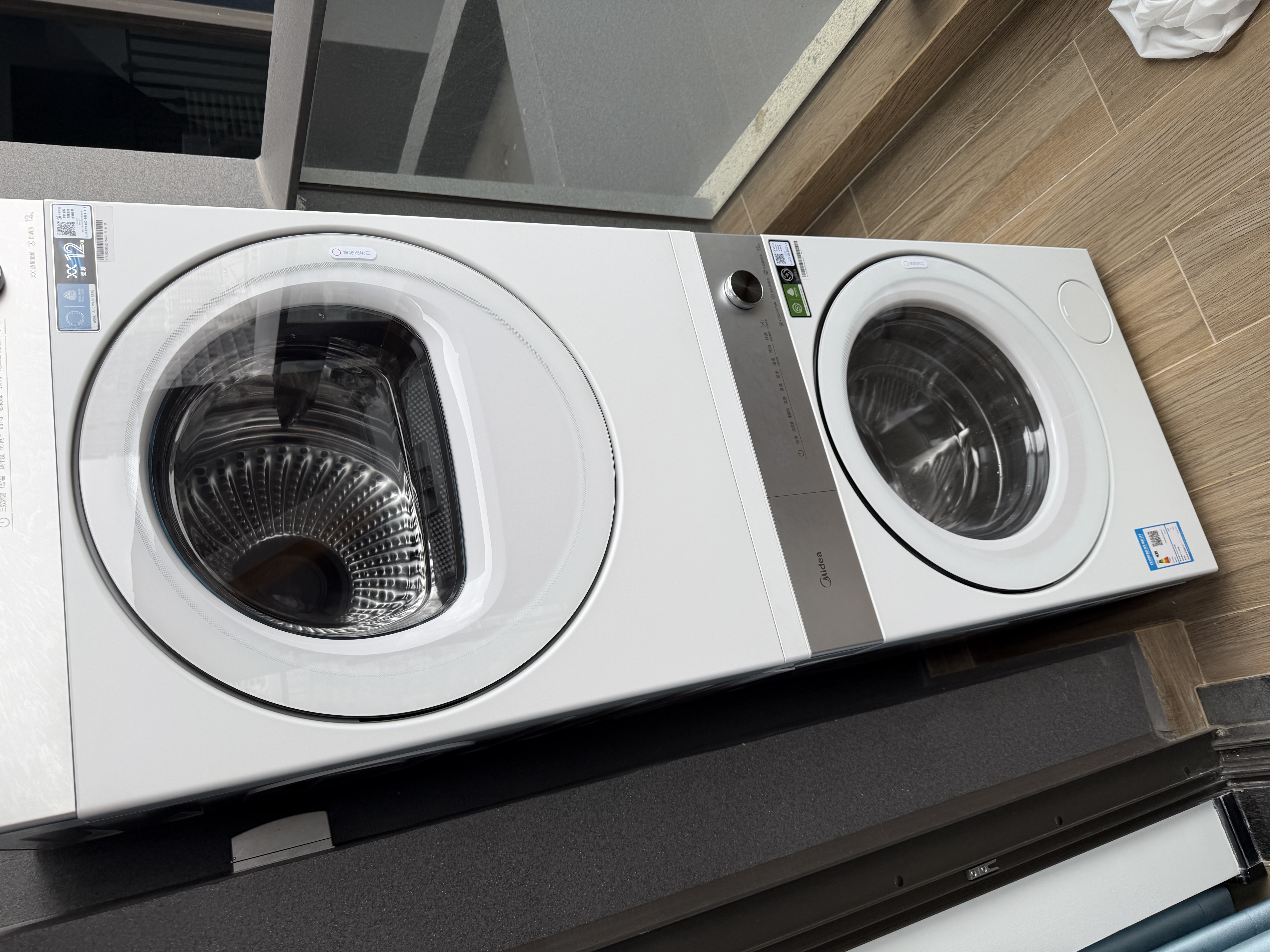 美的（Midea）熊墩墩 热泵式烘干机家用烘衣服 12KG大容量 变频 除毛 除菌除螨 纯平全嵌MH12F1以旧换新京东自营 实拍图