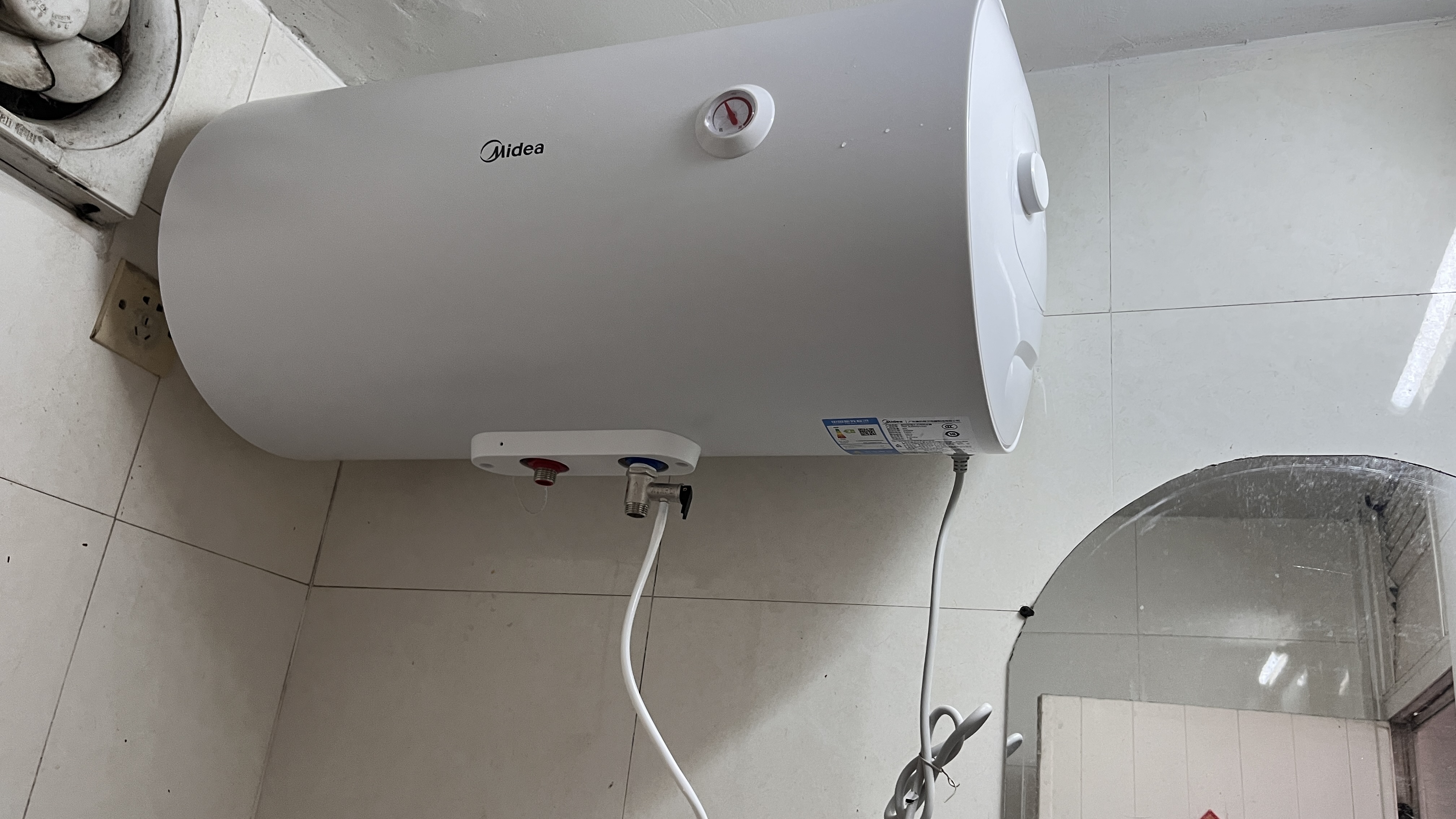 美的电热水器60升银离子抑菌安全防电墙节能速热适老化出租房上门安装国家补贴以旧换新MD1 实拍图