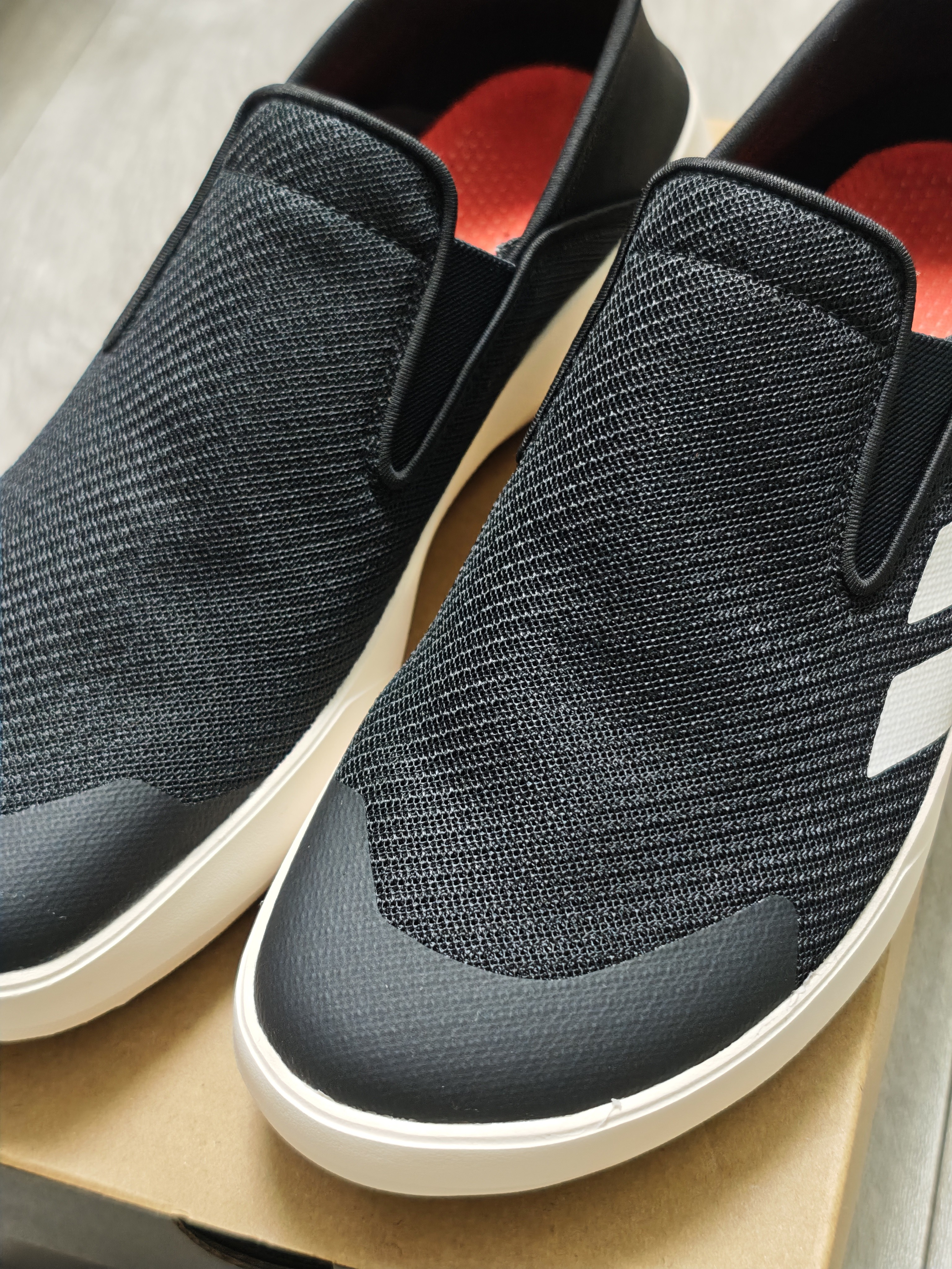 阿迪达斯（adidas）中性户外系列TERREX BOAT SLIP-ON CLIMACOOL户外鞋JI3502 44码 实拍图