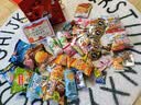 三只松鼠休闲零食大礼包送女朋友送孩子生日礼物整箱卤味解馋零食1.1kg 实拍图