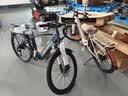 凤凰电动锂电助力自行车电动山地车通勤代步电瓶车Q2辐条轮15ah深蓝色 实拍图