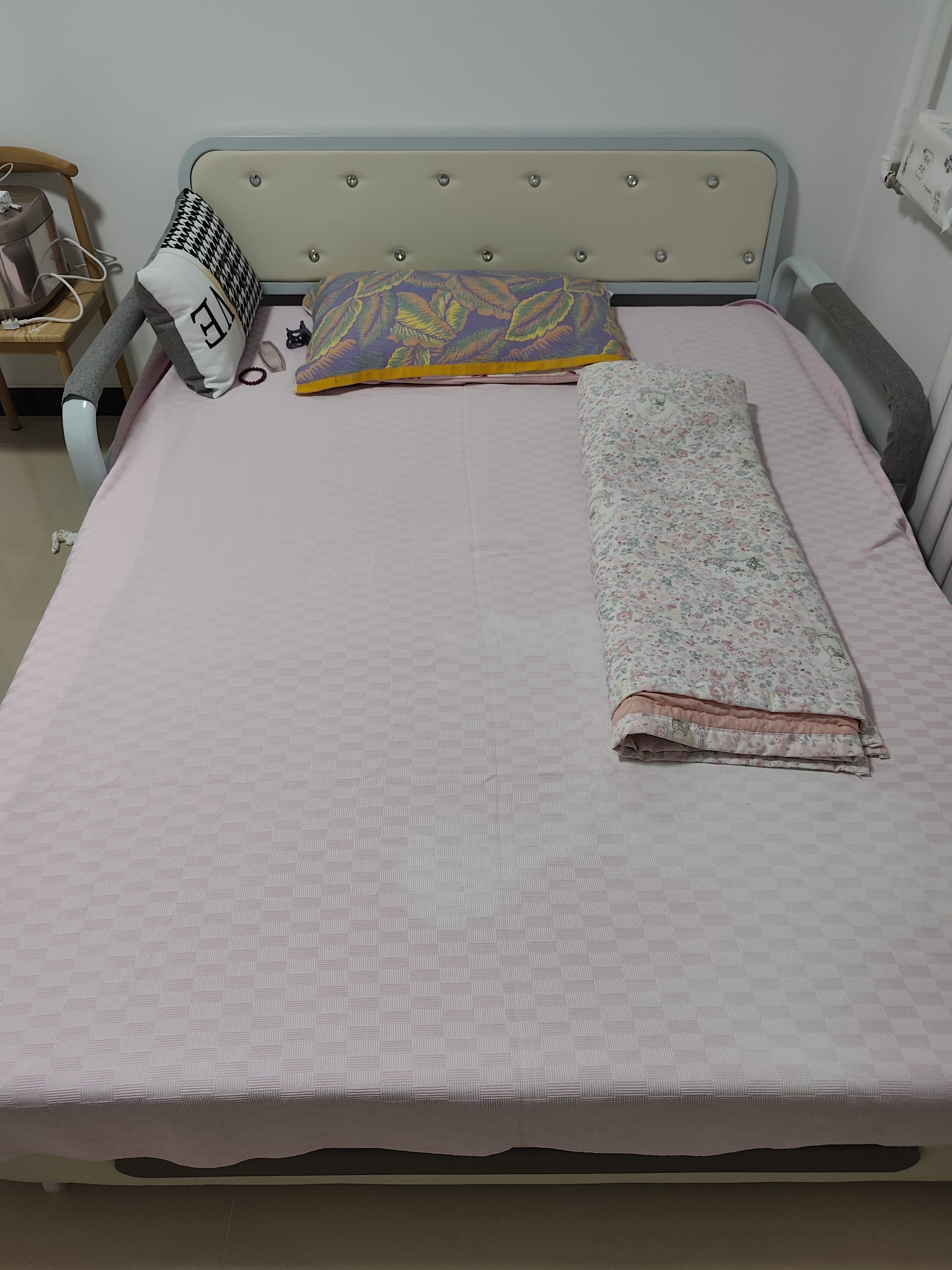 茗欣 客厅高档沙发床坐卧两用折叠小户型多功能单人可拆洗布艺沙发床 浅灰色（全套水洗） 宽1.58米5cm海绵2cm椰棕+储物 实拍图