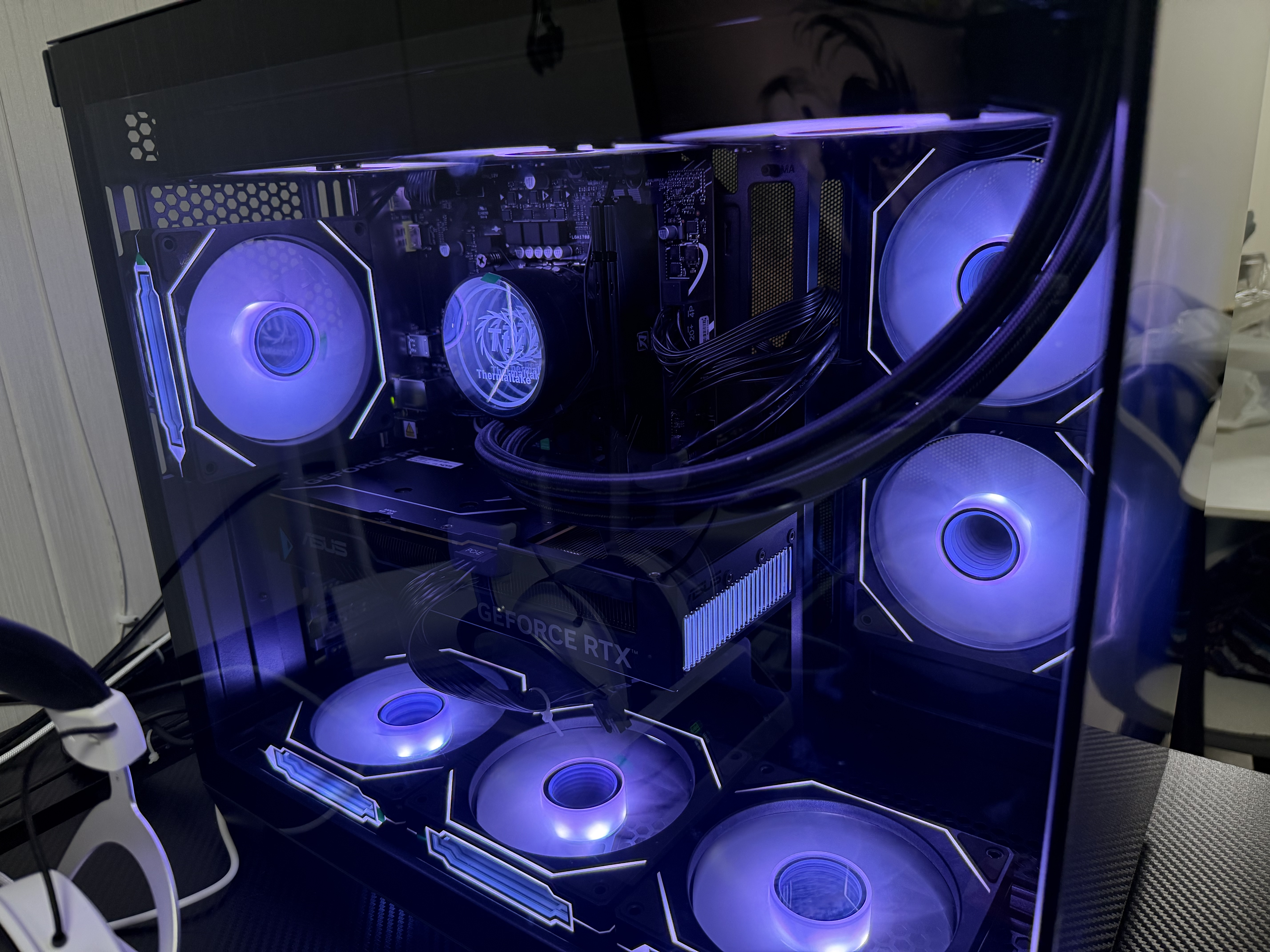华硕全家桶【24期免息】RTX5070/5060Ti/5060显卡14400F/14600KF组装电脑台式机主机3D游戏电竞DIY整机 i5 12600KF+华硕RX7650GRE 配四 实拍图