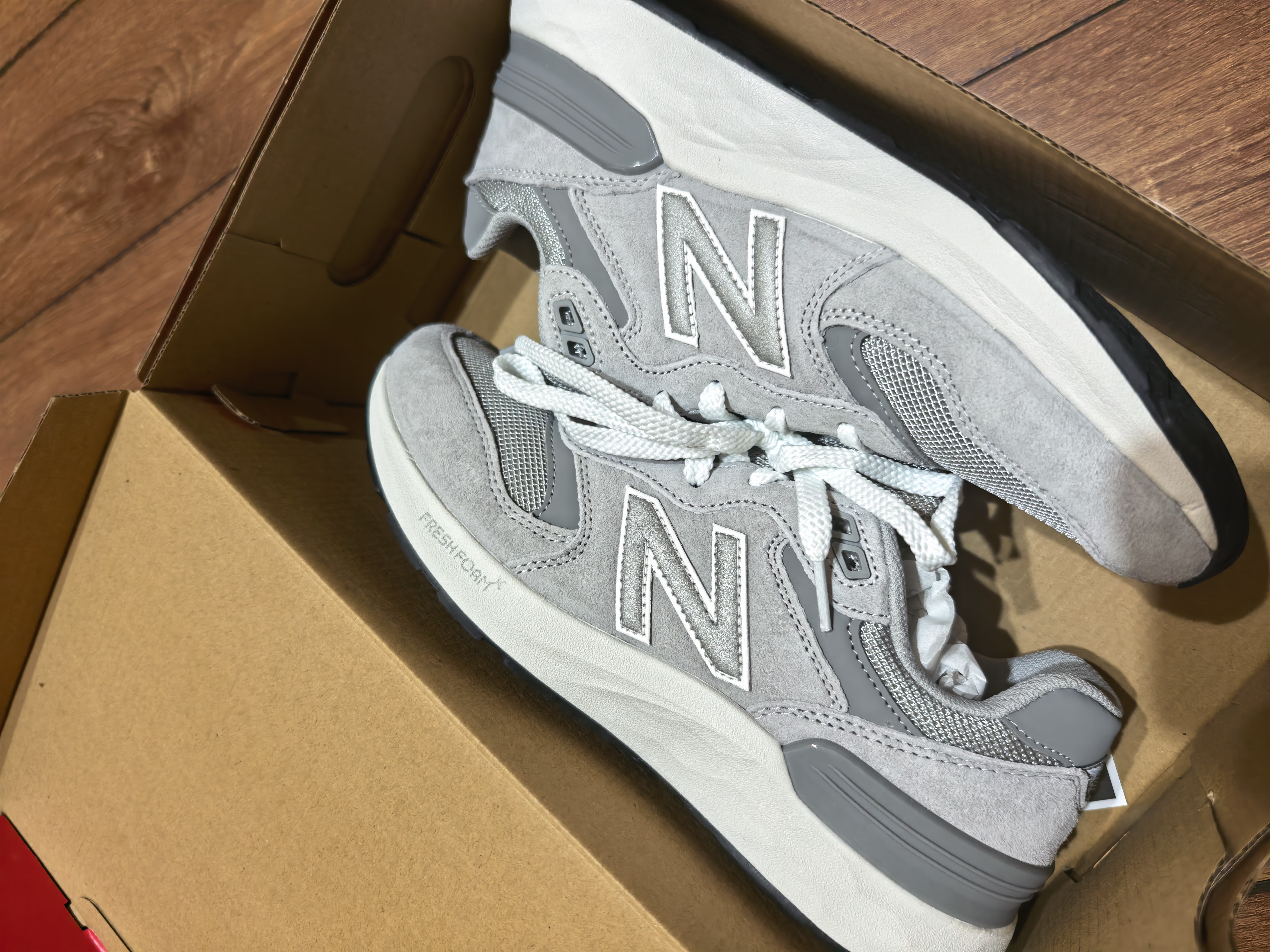 NEW BALANCE26年男鞋复古经典运动百搭休闲鞋W880系列M8806HE 42 实拍图