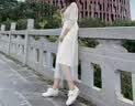 ZUOSAISI小白鞋女真皮软底透气休闲运动鞋女2026夏季新品女鞋百搭旅游鞋女 灰色 米 35 实拍图