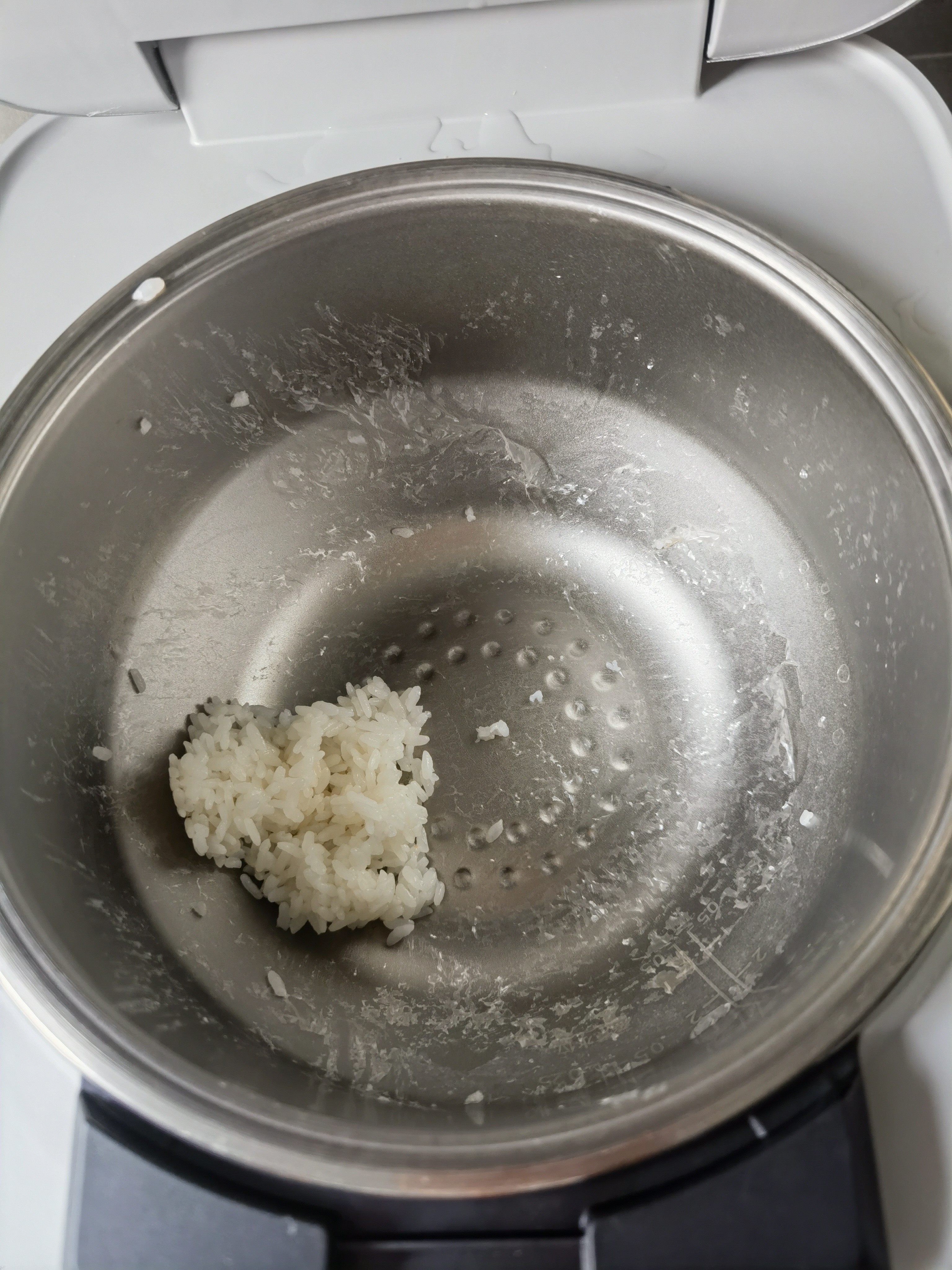 美的（Midea）【政府补贴】纯钛0涂层电饭煲家用3-4人花瓣IH加热电压力锅多功能智能电饭锅可预约煮饭锅MB-G5 实拍图