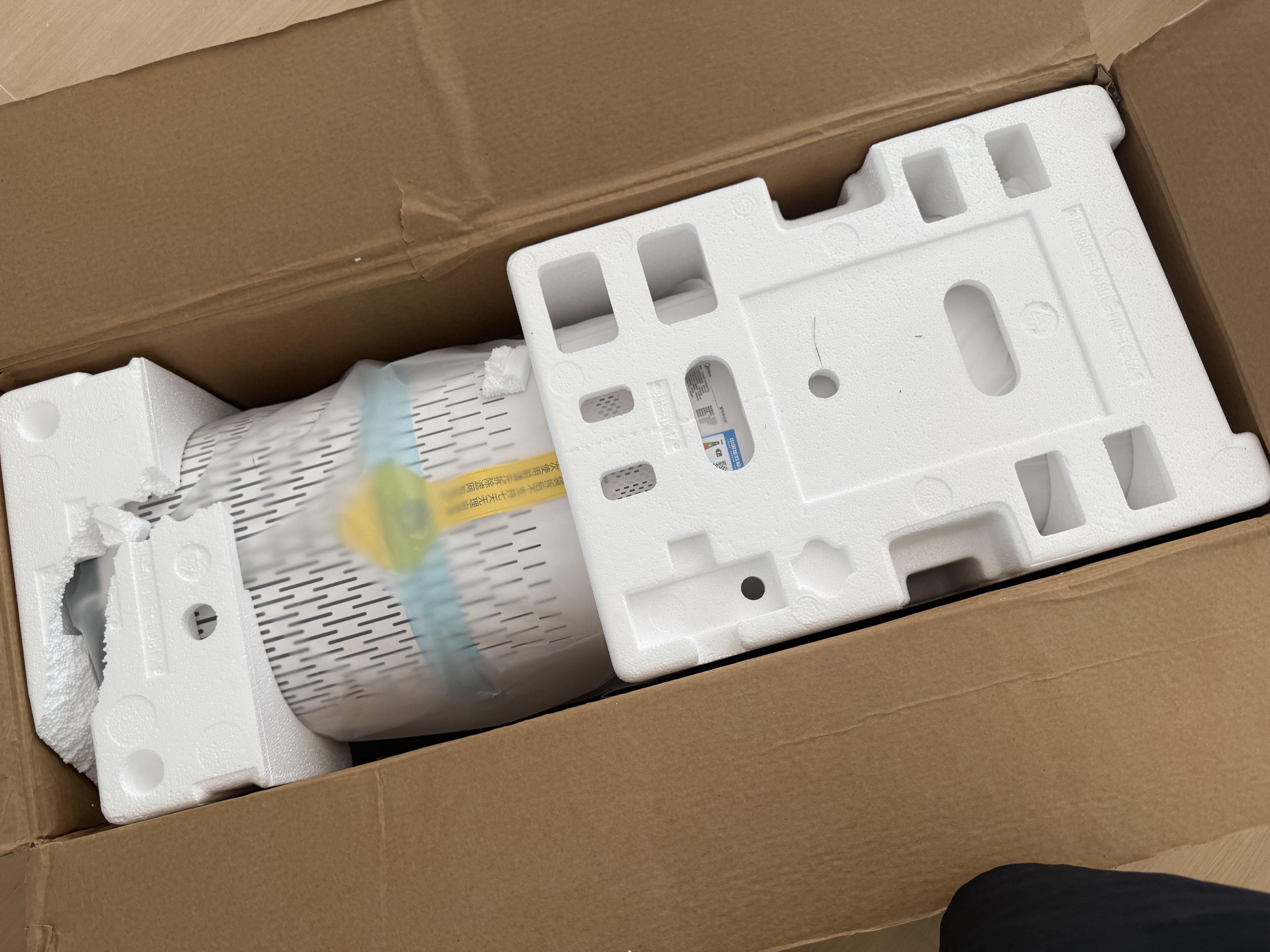 美的（Midea）R8空气净化器加湿器一体机除醛杀菌除病毒除异味烟味除过敏原花粉家用母婴吸浮毛宠物毛发语音智控 【99㎡大空间 语音智控】R8/RX800PRO 实拍图