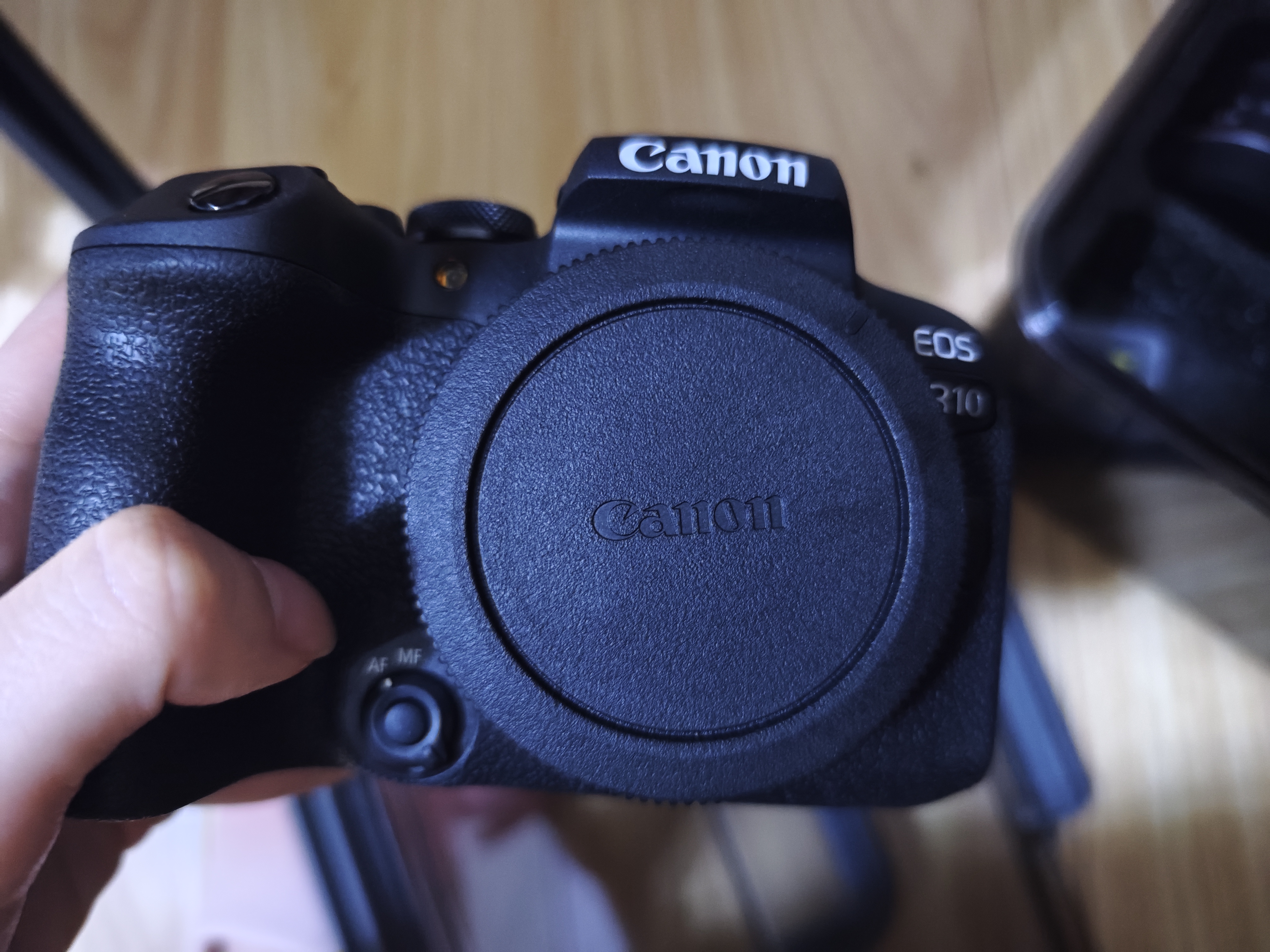 佳能（Canon）佳能R10 入门级微单相机 eos r10半画幅无反 Vlog拍摄 4K高清视频 学生旅行家用 拍摄必备套装 实拍图