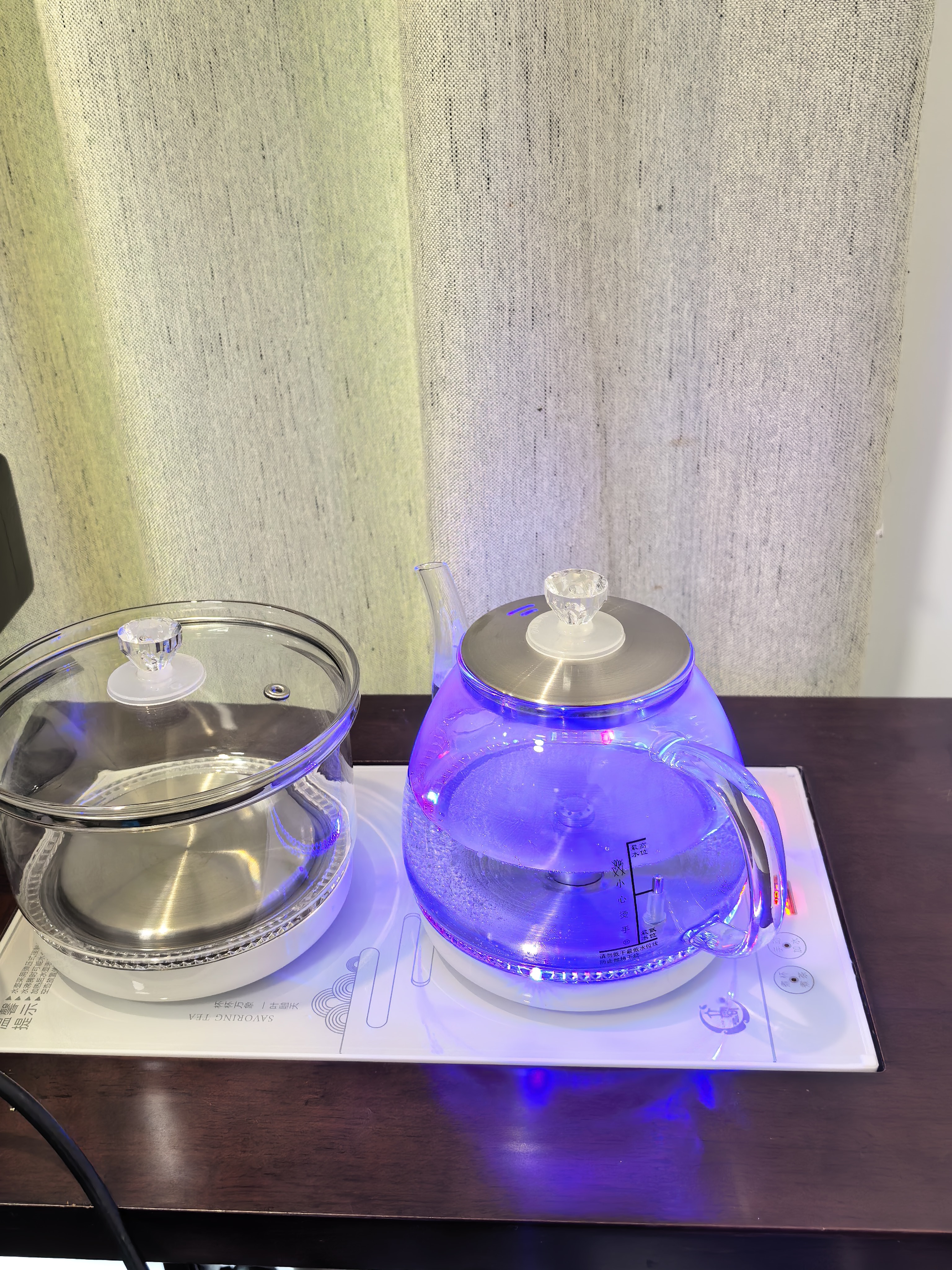 立客全自动上水电热水壶茶台烧水壶一体茶盘功夫茶烧水壶煮茶烧水茶具调温烧水器保温壶电茶炉泡茶套装 1L LK-SHC26底部上水+玻璃壶套装+蓝光灯 实拍图