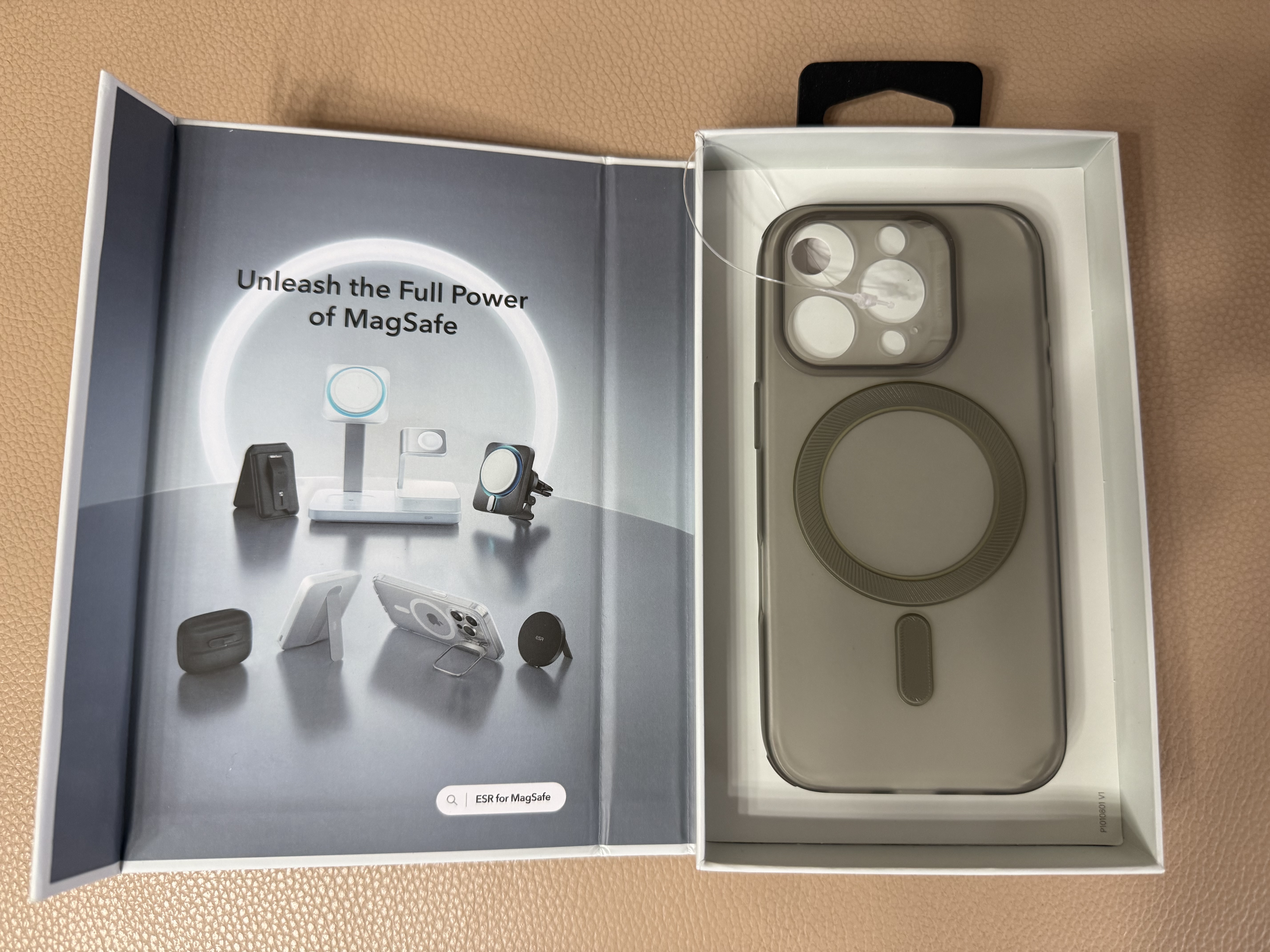 亿色（ESR）适用苹果16pro手机壳iPhone16pro保护套磁吸超薄硅胶镜头全包气囊防摔软壳magsafe无线充磨砂透灰 实拍图