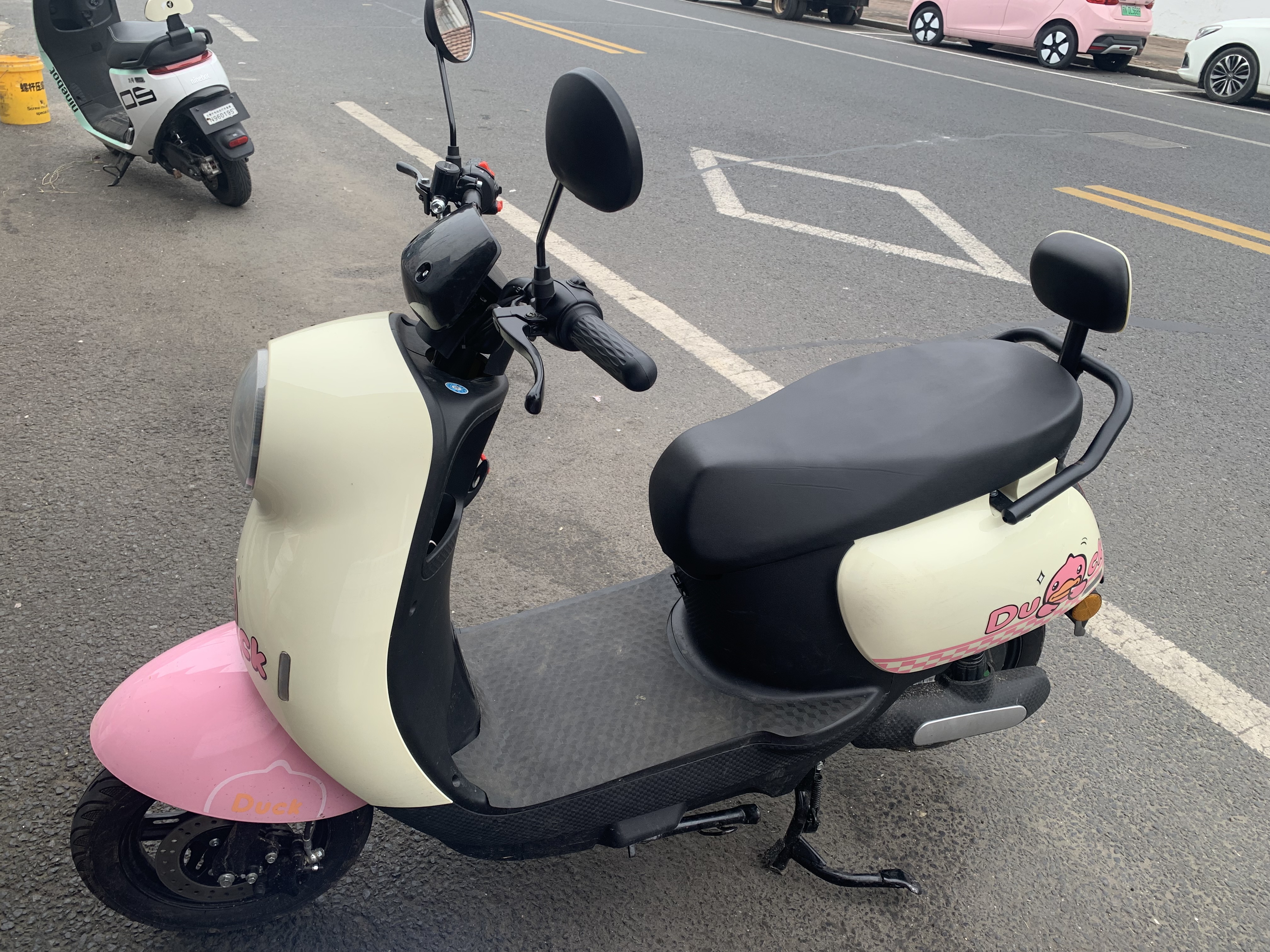 海戈新款NFC小龟王电动车电瓶车电动摩托车女士轻便小型带娃60V电摩外卖长跑长跑长续航品牌 【升级款】NFC解锁+加大电机-樱花粉 72V26AH全新石墨烯超能电池-续航约100公里 实拍图