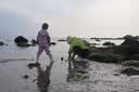 中洲美凯（zhongzhoumeikai）儿童雨衣雨鞋套装下水裤连体赶海装备涉水裤幼儿园户外防水玩水裤 实拍图