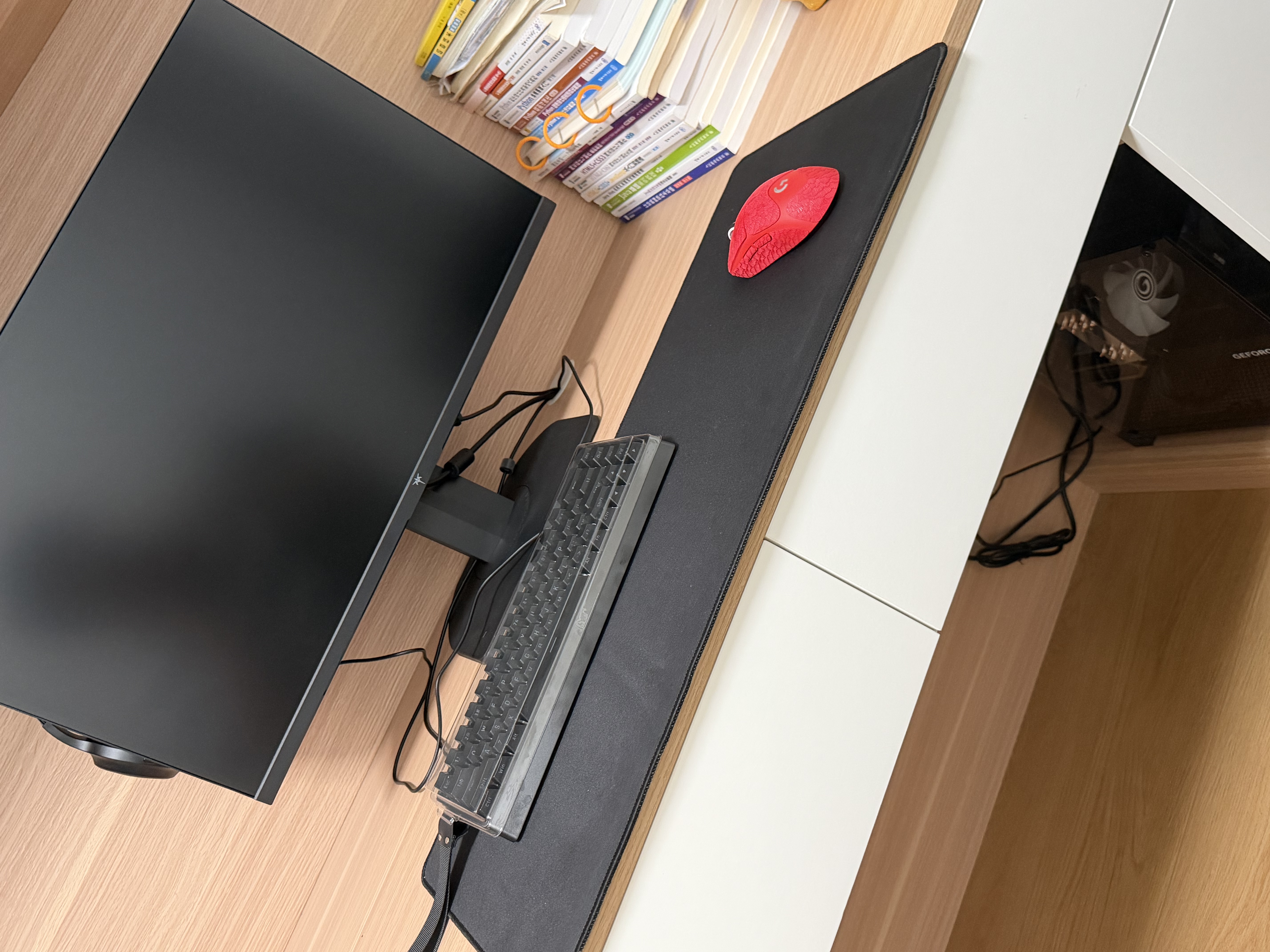影驰AMD 9600X/RTX5060/5060Ti/5070显卡黑神话悟空打瓦吃鸡三角洲游戏电竞组装电脑AI电脑DIY组装机 配置七 9700X+RTX5060TI 实拍图