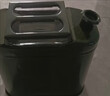 海斯迪克 汽油桶 立式扁桶10L 加厚储油桶柴油壶便携式铁桶摩托汽车备用油箱 HKW-157 实拍图