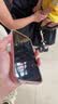 绿联【无黑边不挡屏】适用iPhone17ProMax钢化膜苹果17ProMax手机膜无边高清抗指纹防摔保护膜 2片装 实拍图