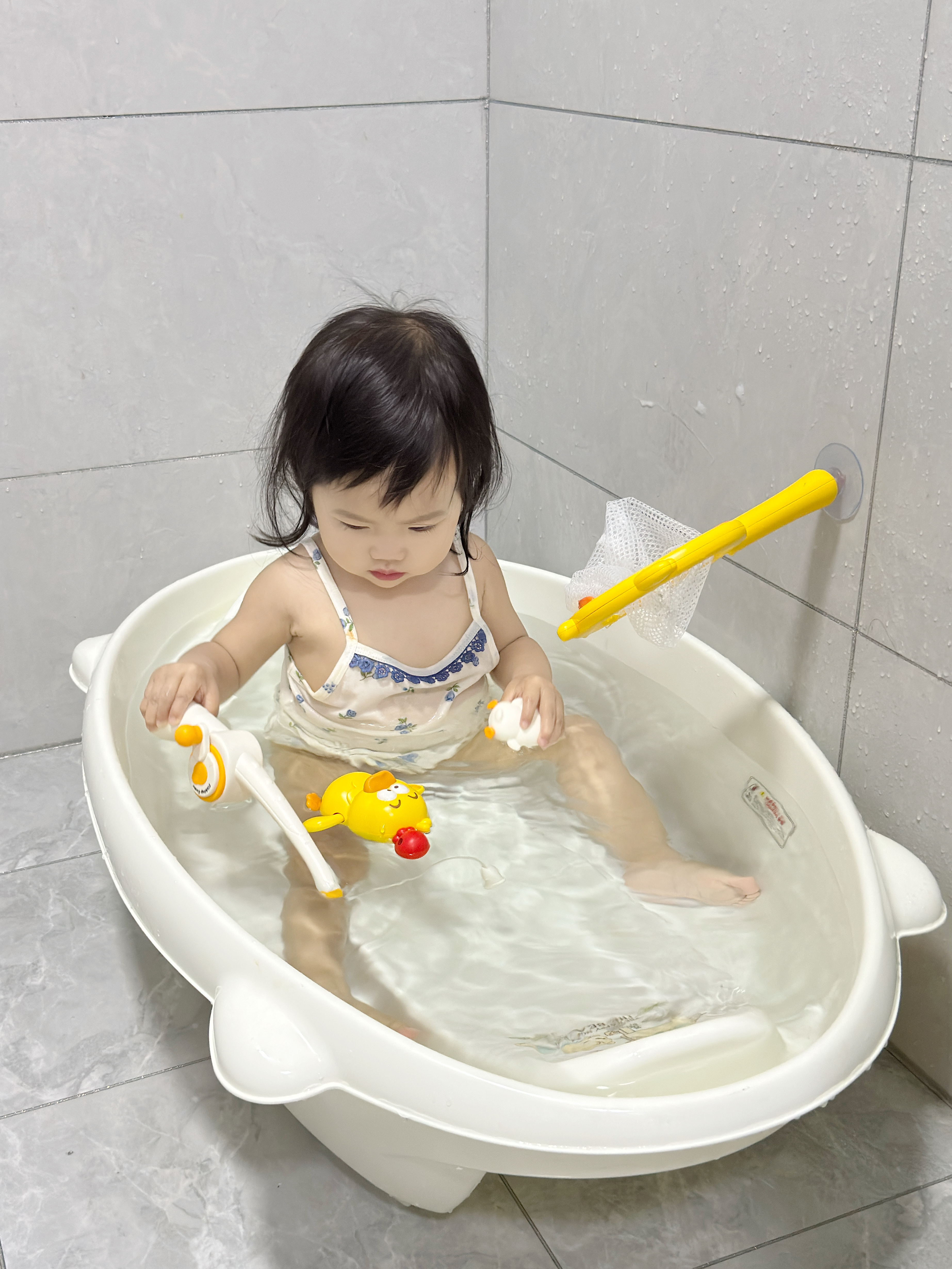 马丁兄弟宝宝洗澡玩具儿童戏水磁吸钓捞鱼玩具浴池沐浴玩水玩具1-3岁礼物 实拍图