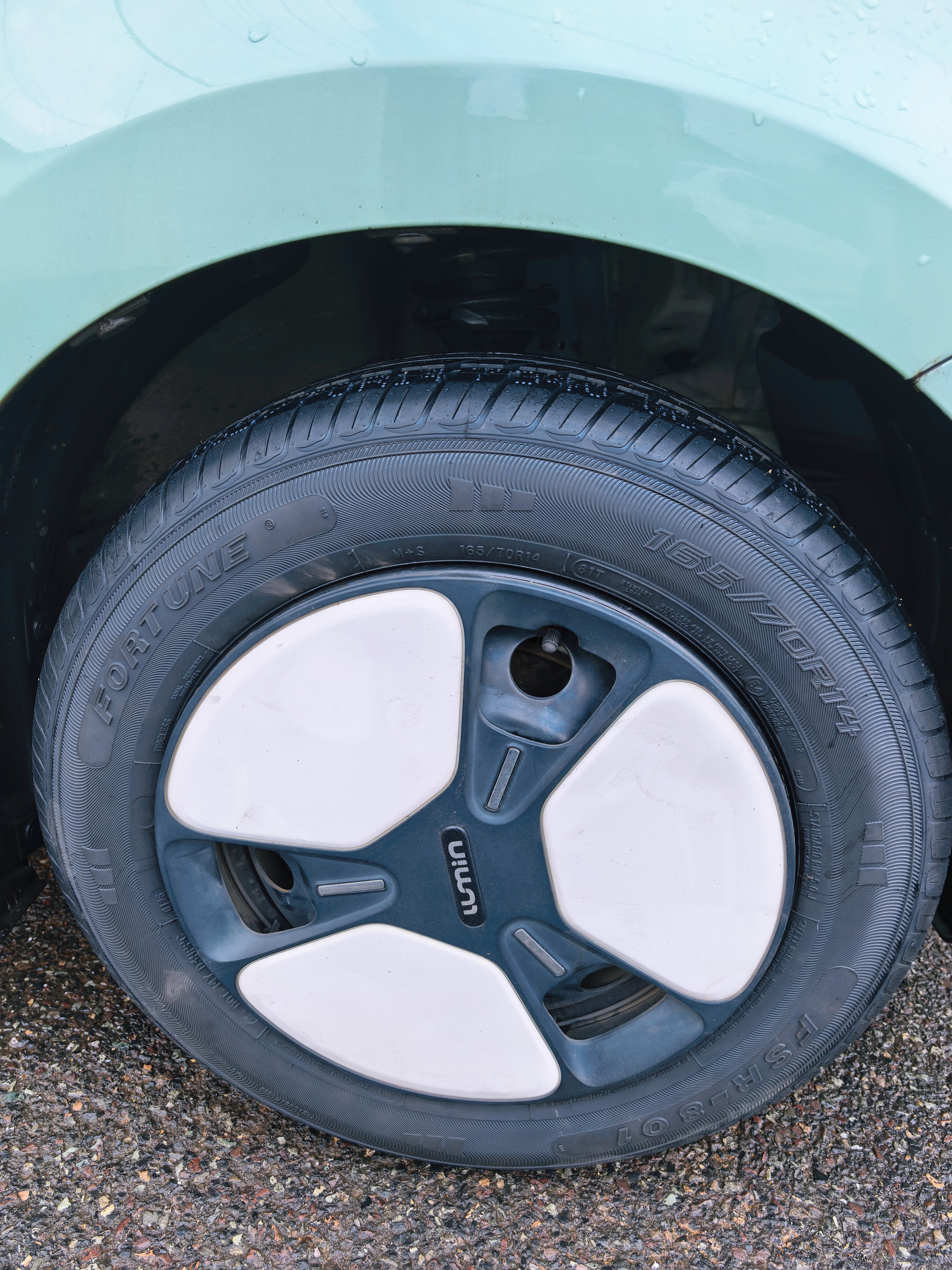 富神（FORTUNE）汽车轮胎 165/70R14 81T FSR 801 静音耐磨东风小康/宝骏310 实拍图