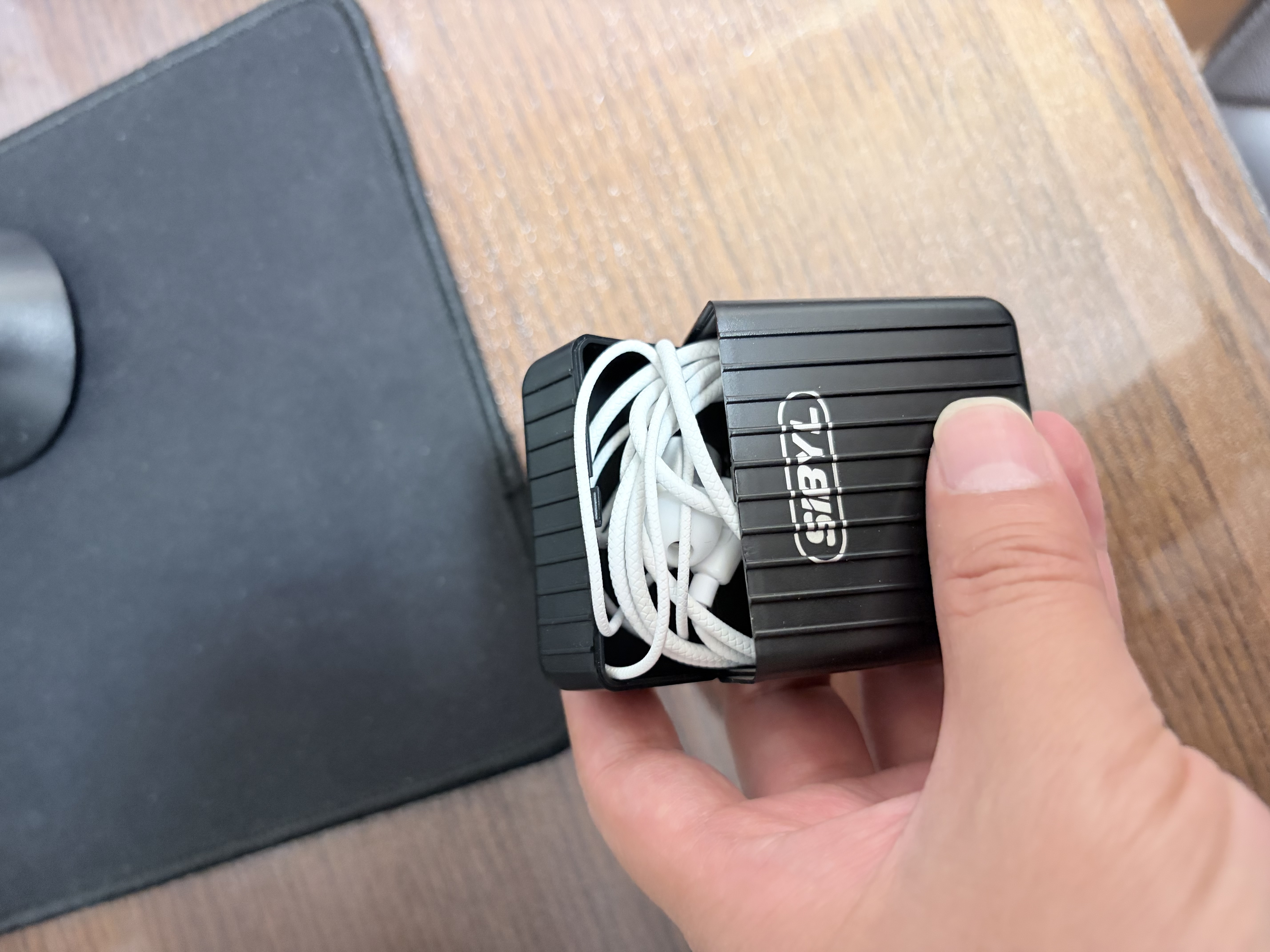 熙彼儿Type–c耳机有线入耳式typec高音质hifi游戏K歌语音通话适用于华为vivo荣耀小米红米oppo一加手机 冰川白【type-C扁口+送收纳盒】 实拍图