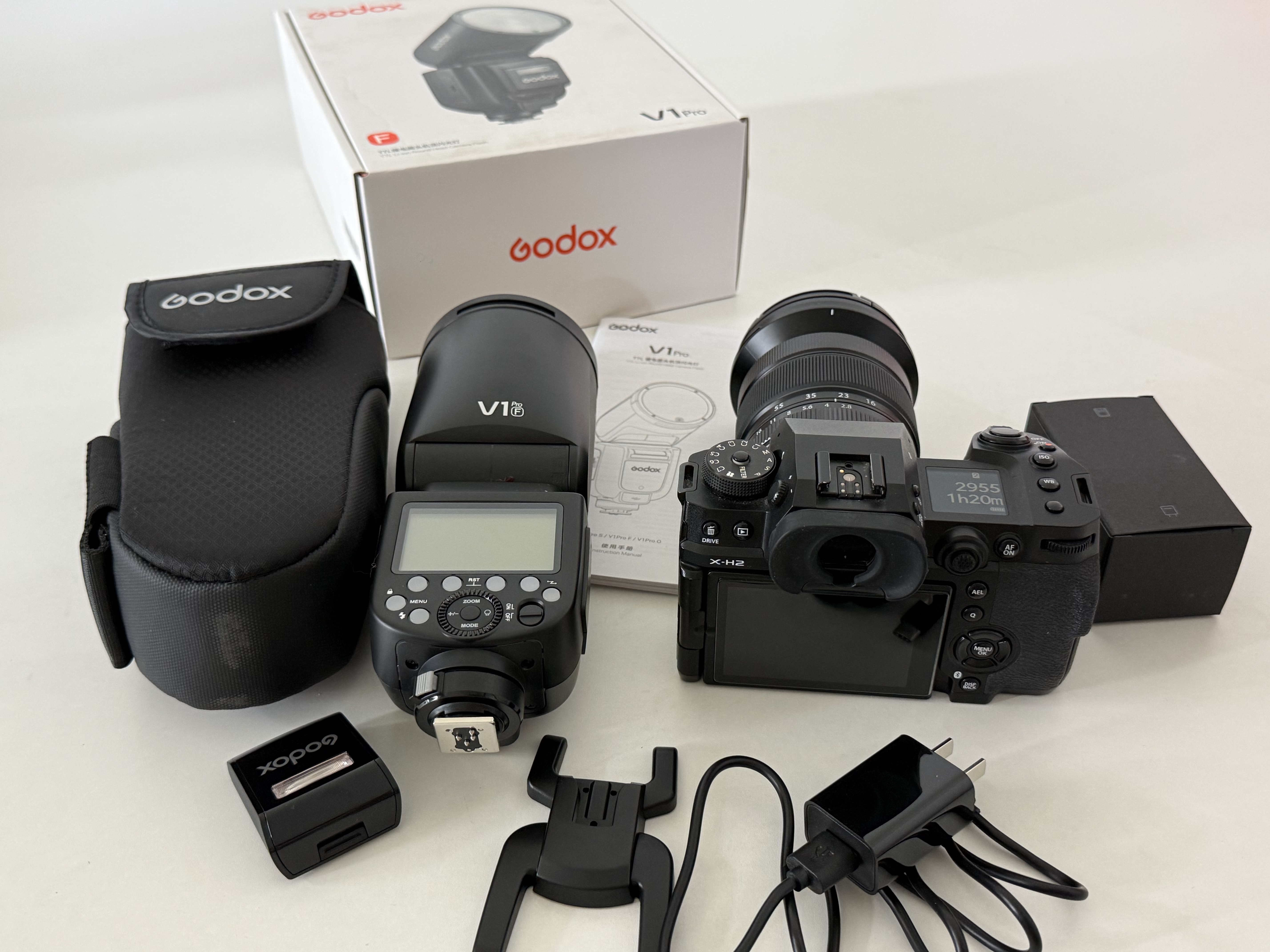 神牛闪光灯 v1pro 闪光灯 机顶外拍灯 热靴灯 通用摄影 高速锂电 便携微单反 摄影外置 户外便携补光灯 V1pro闪光灯【官方标配】 索尼 实拍图