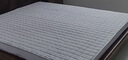 京东京造 悦柔夹棉床笠 120g加厚可水洗磨毛A类床垫床单保护套 1.8米床 灰 实拍图