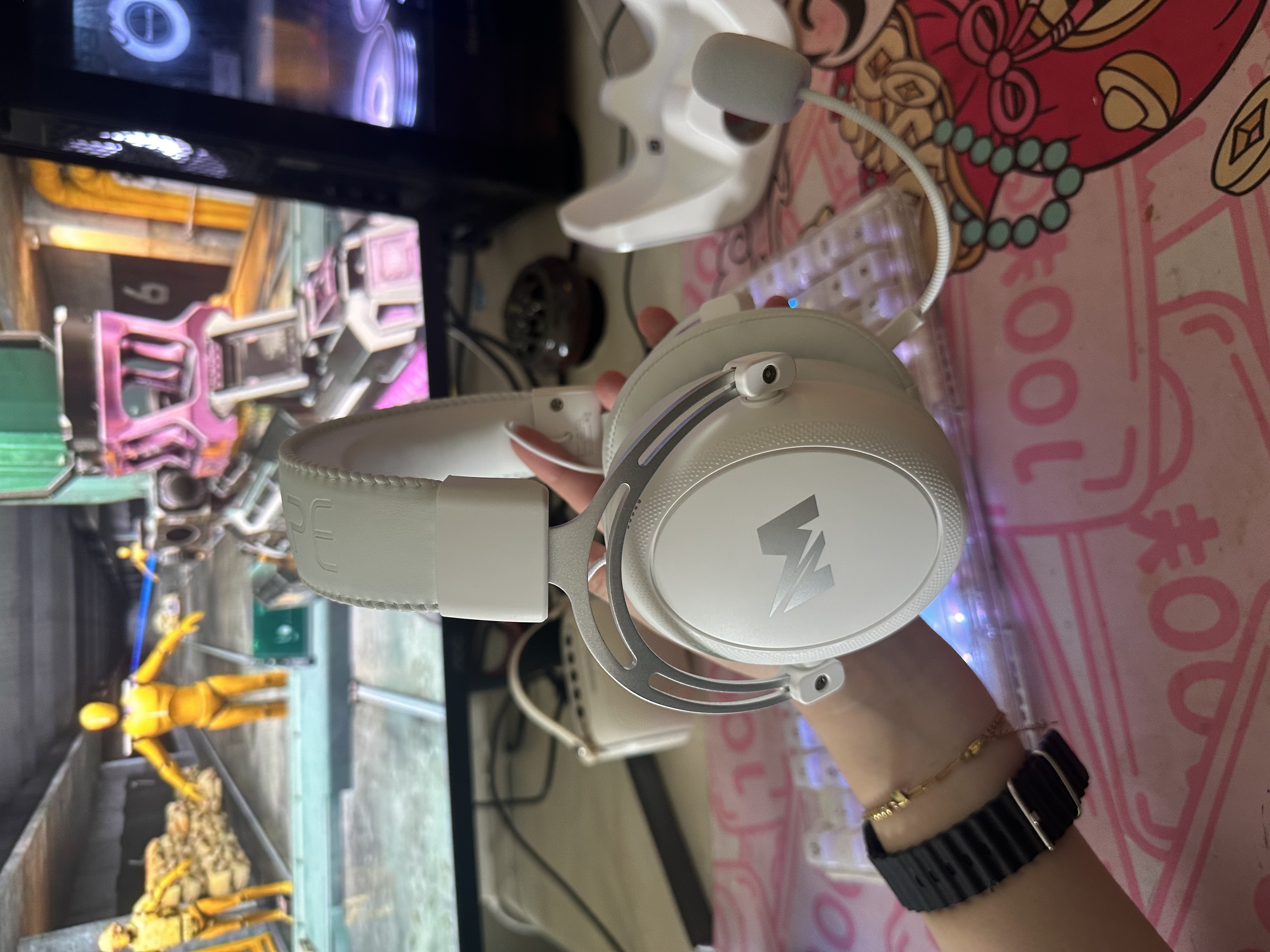 MICROKIA【三角洲冠军推荐|赛事专用】电竞游戏耳机头戴式蓝牙无线2.4G四模fps听声辨位吃鸡笔记本台式电脑 实拍图