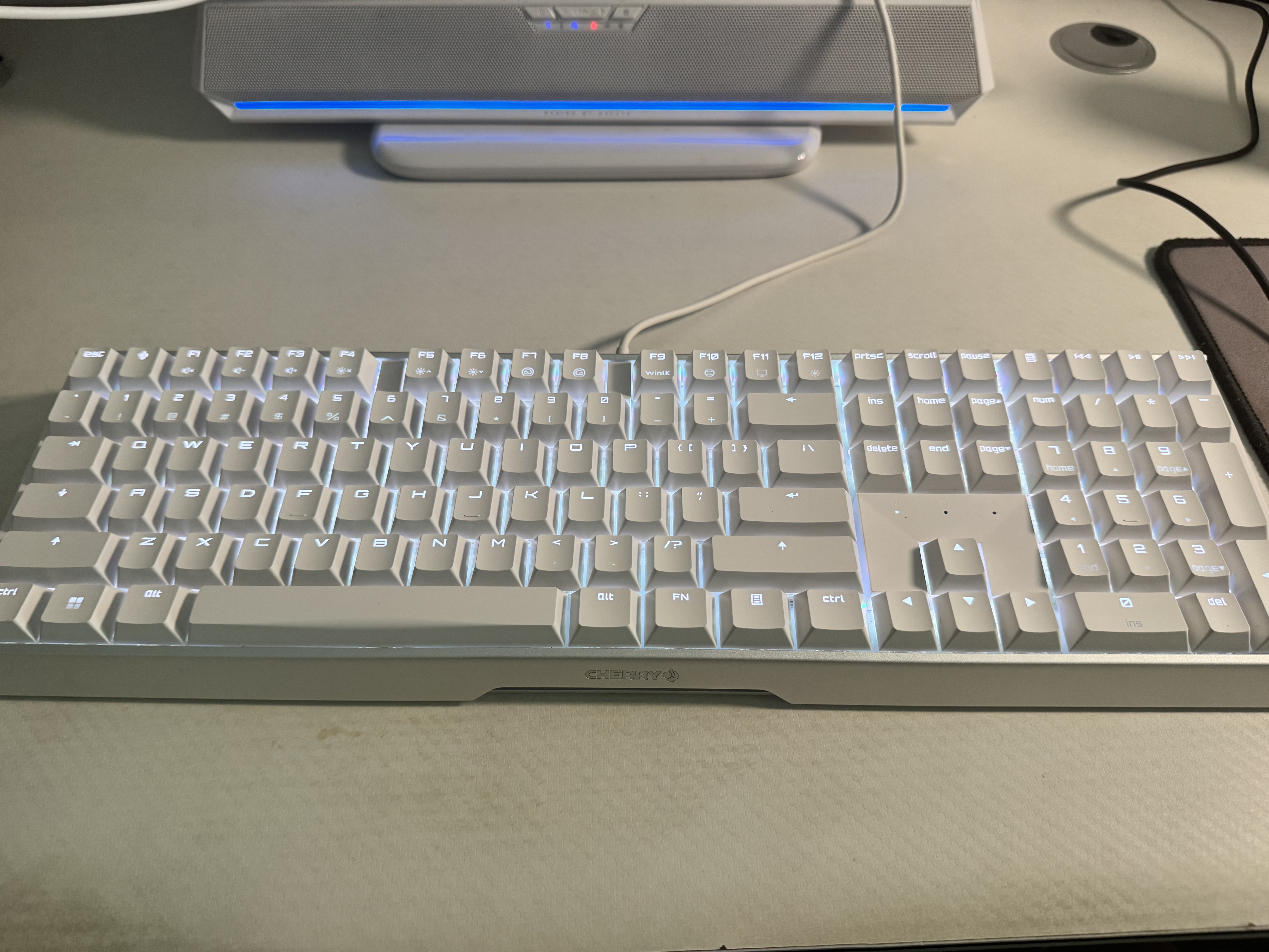 CHERRY樱桃MX3.0S机械键盘108键 游戏键盘电竞键盘 有线办公电脑键盘 RGB键盘 合金外壳 实拍图
