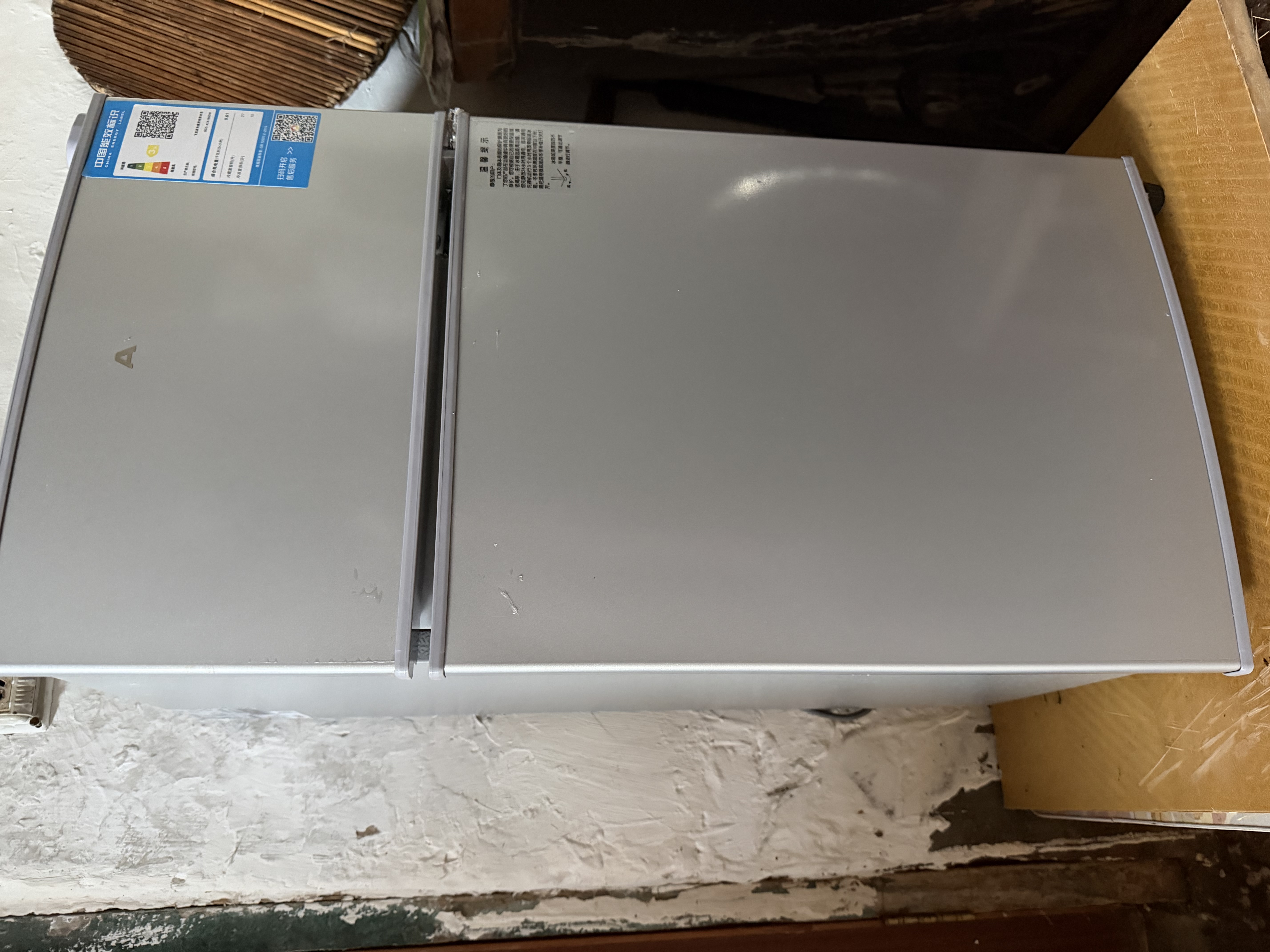 奥克斯小冰箱家用小型迷你冷藏冷冻两用出租房宿舍用节能省电寝室办公室电冰箱 【净化去味】156银色【高效保鲜 铜管速冷】42L 实拍图