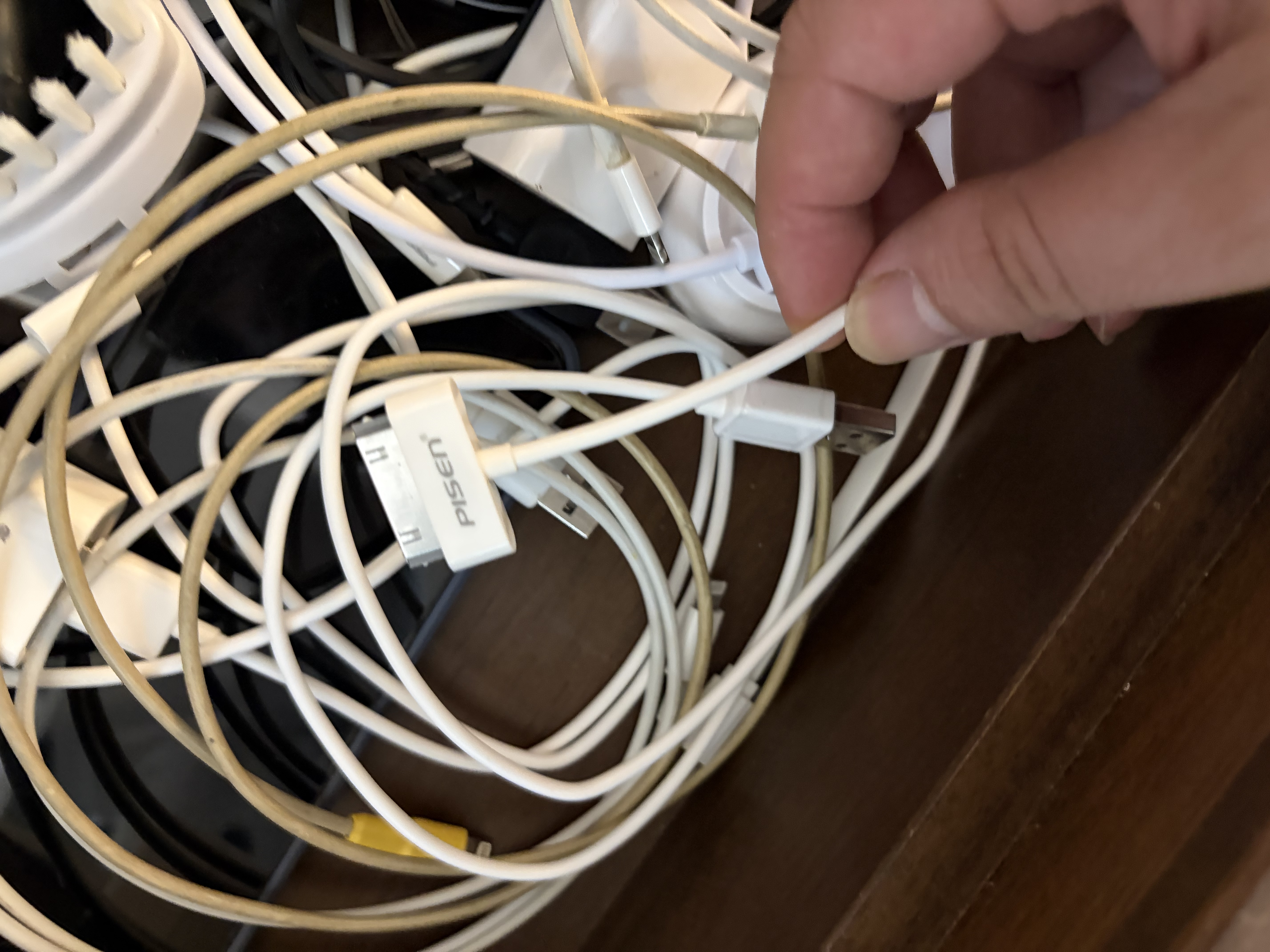 品胜（PISEN）苹果4S充电线iPhone4/ipad1/2/3老式平板手机适用老款大头宽口18/17/16/15/14快充电源数据线touch 苹果4/4S iPad1/2/3宽口通用 0.8米 实拍图