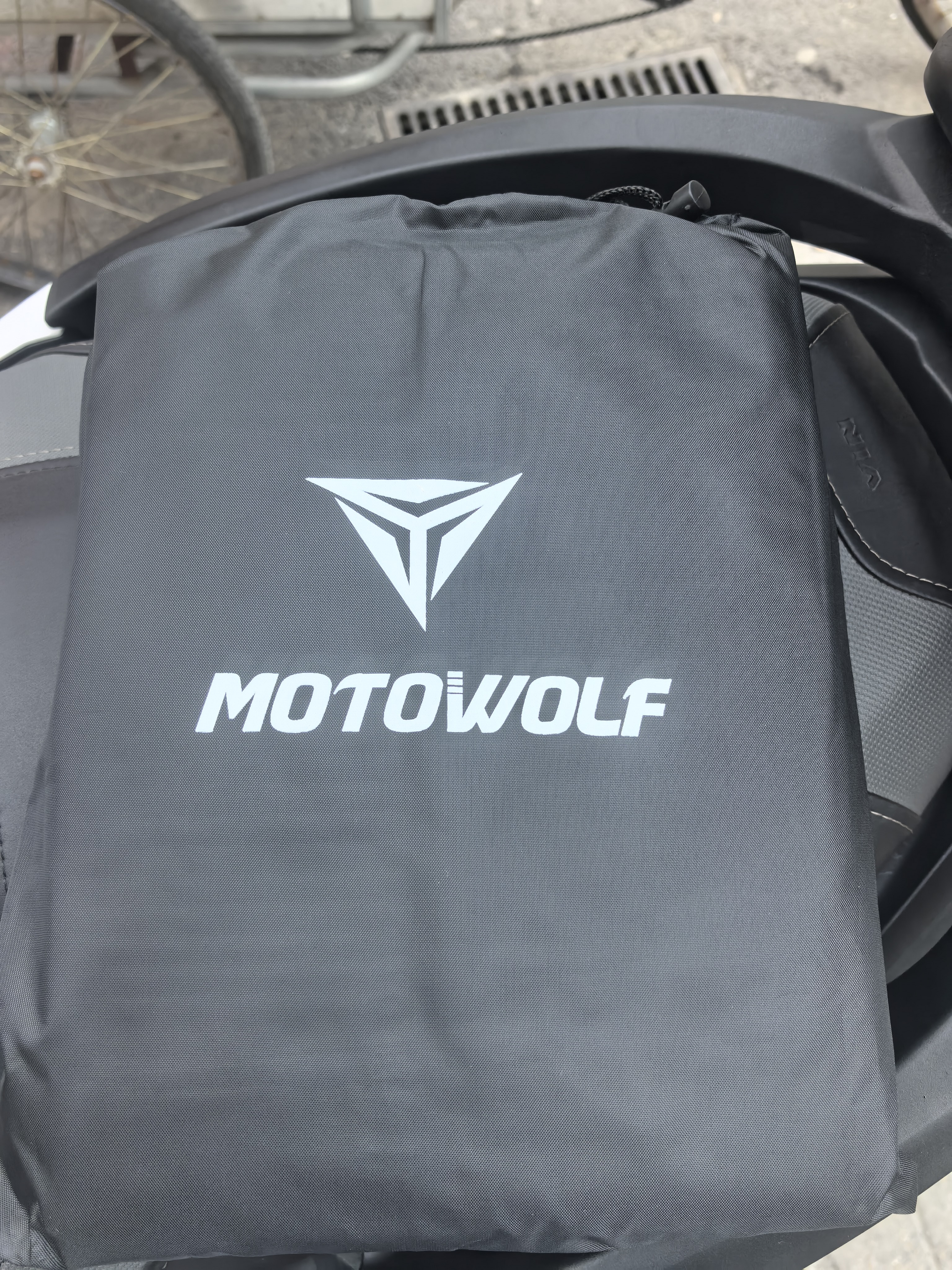 摩多狼（MOTOWOLF）摩托车车罩车衣电动车宝马哈雷防晒防雨防尘罩踏板车车套加厚加大 实拍图