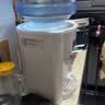 美的（Midea）饮水机家用台式上置式桶装水办公室小型桌面迷你加热饮水器MYR720T 制热型 实拍图