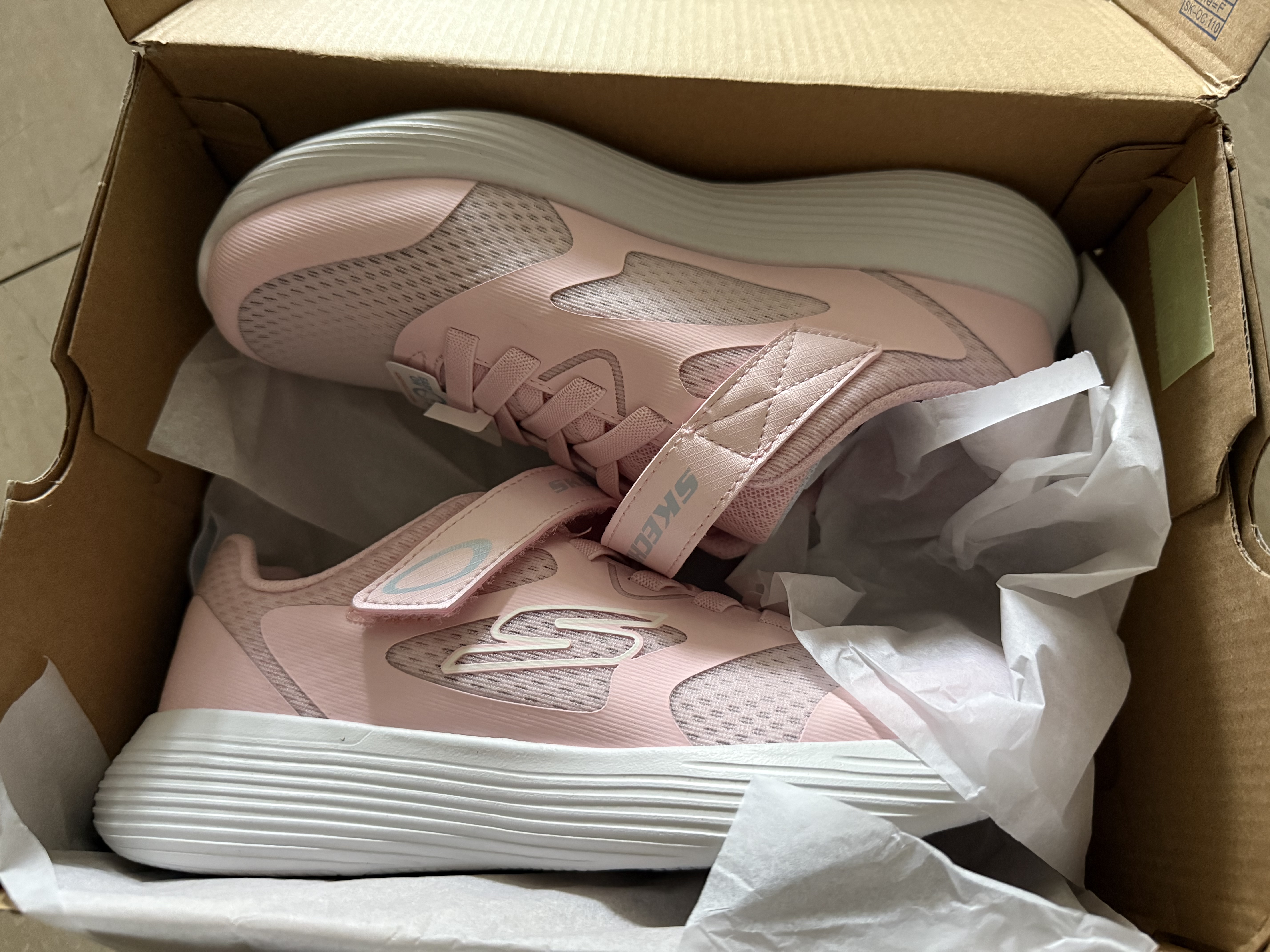 Skechers斯凯奇童鞋运动鞋男女儿童鞋魔术贴儿童鞋中大童跑步鞋405315L 【透气款】女童-浅粉色/LTPK 36 (偏大,建议选小一码) 实拍图
