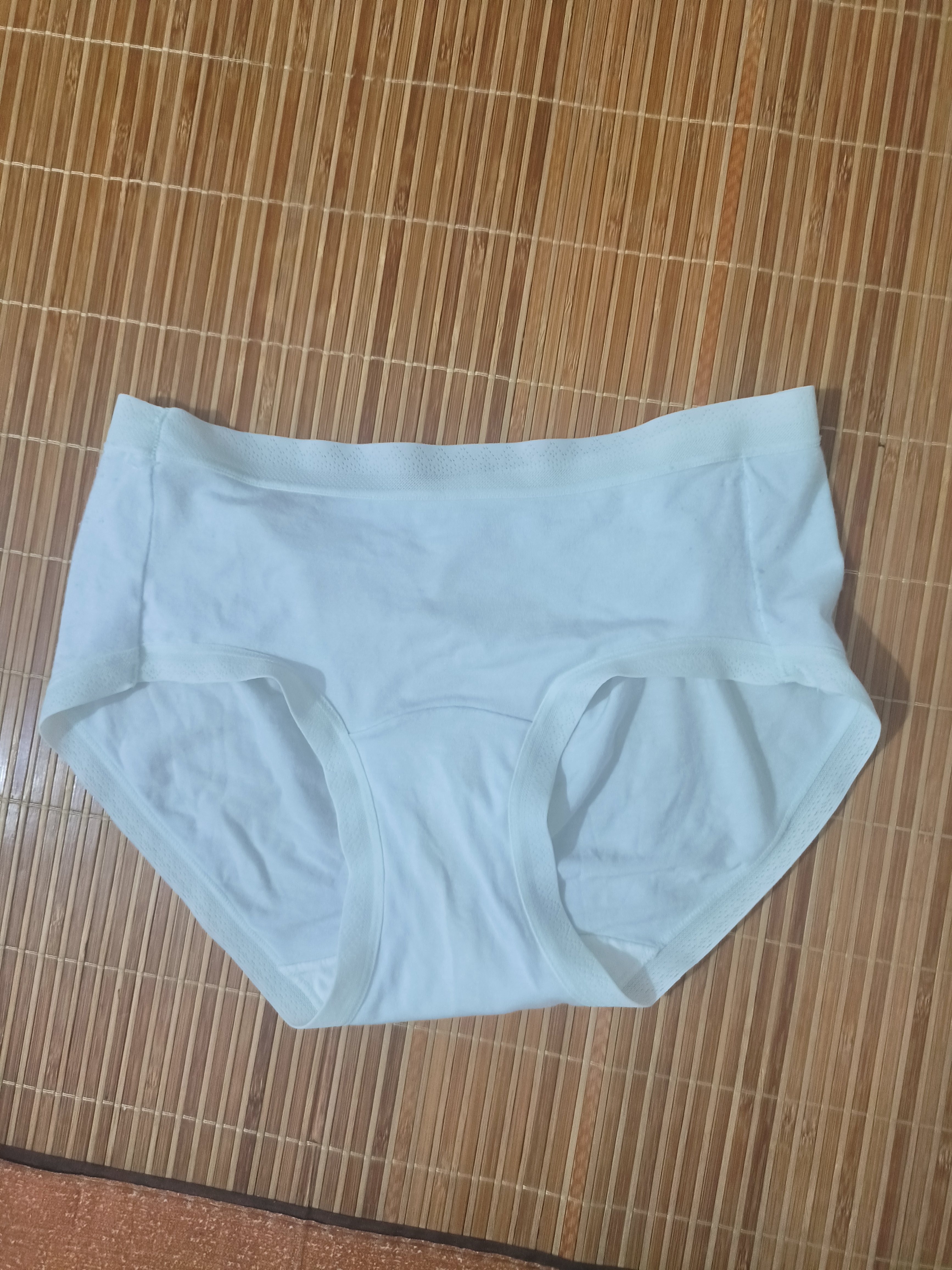 有棵树女士内裤女莫代尔10A抗菌加长棉裆高弹透气丝滑亲肤女生三角短裤 实拍图